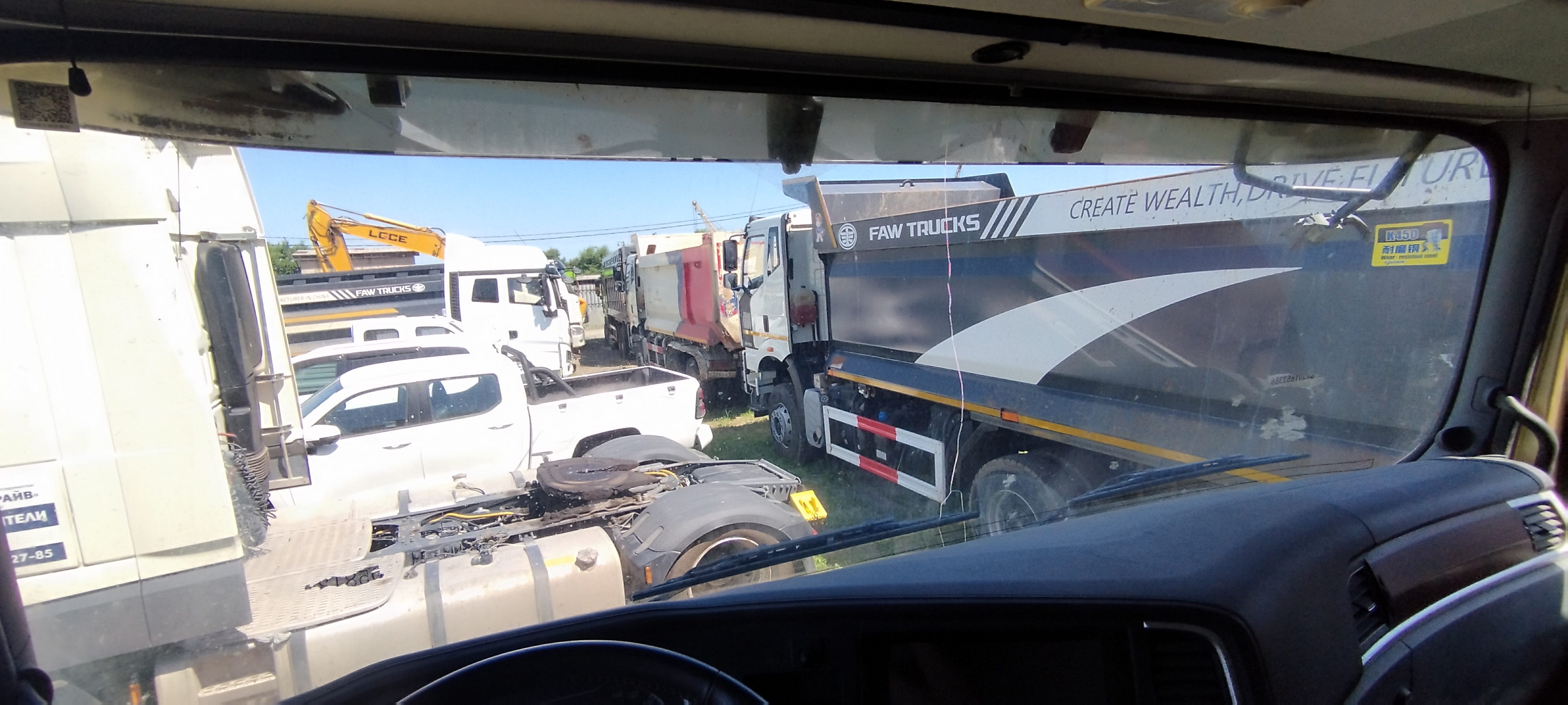 Shacman (Shaanxi) SX* 8x4 Самосвал 2024 г. - фото 11