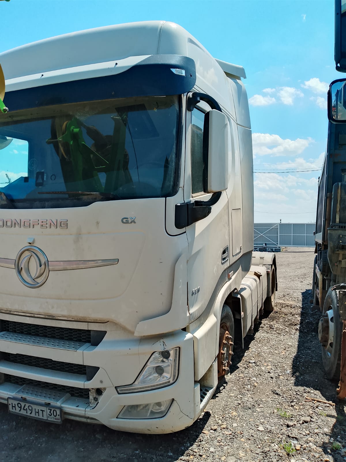 DongFeng DFH 4x2 Седельный тягач 2023 г. - фото 3