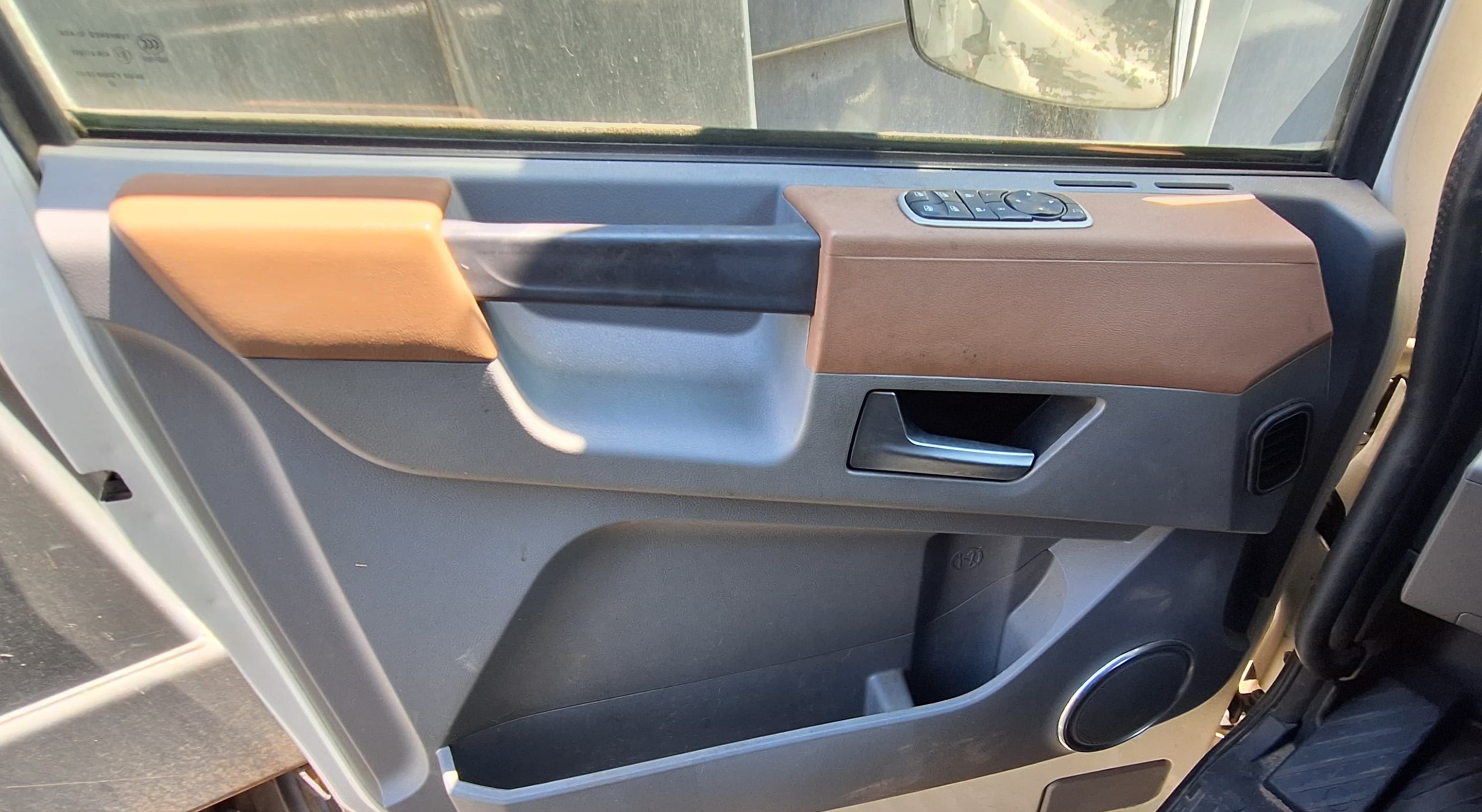 DongFeng DFH 4x2 Седельный тягач 2023 г. - фото 6