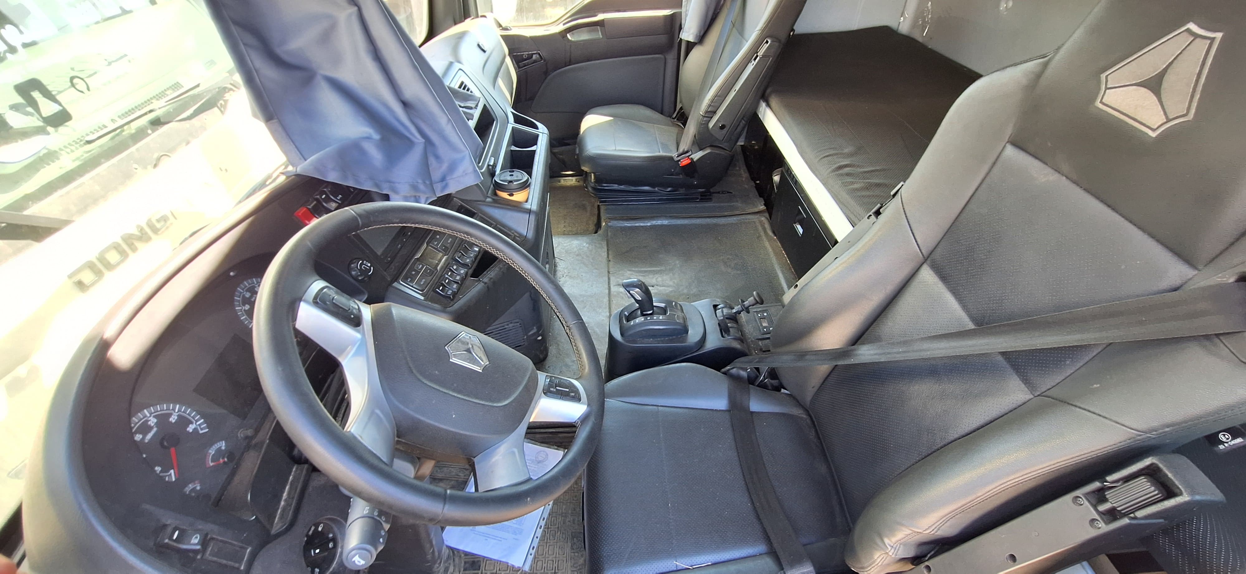 SITRAK C7H 4x2 Седельный тягач 2023 г. - фото 9