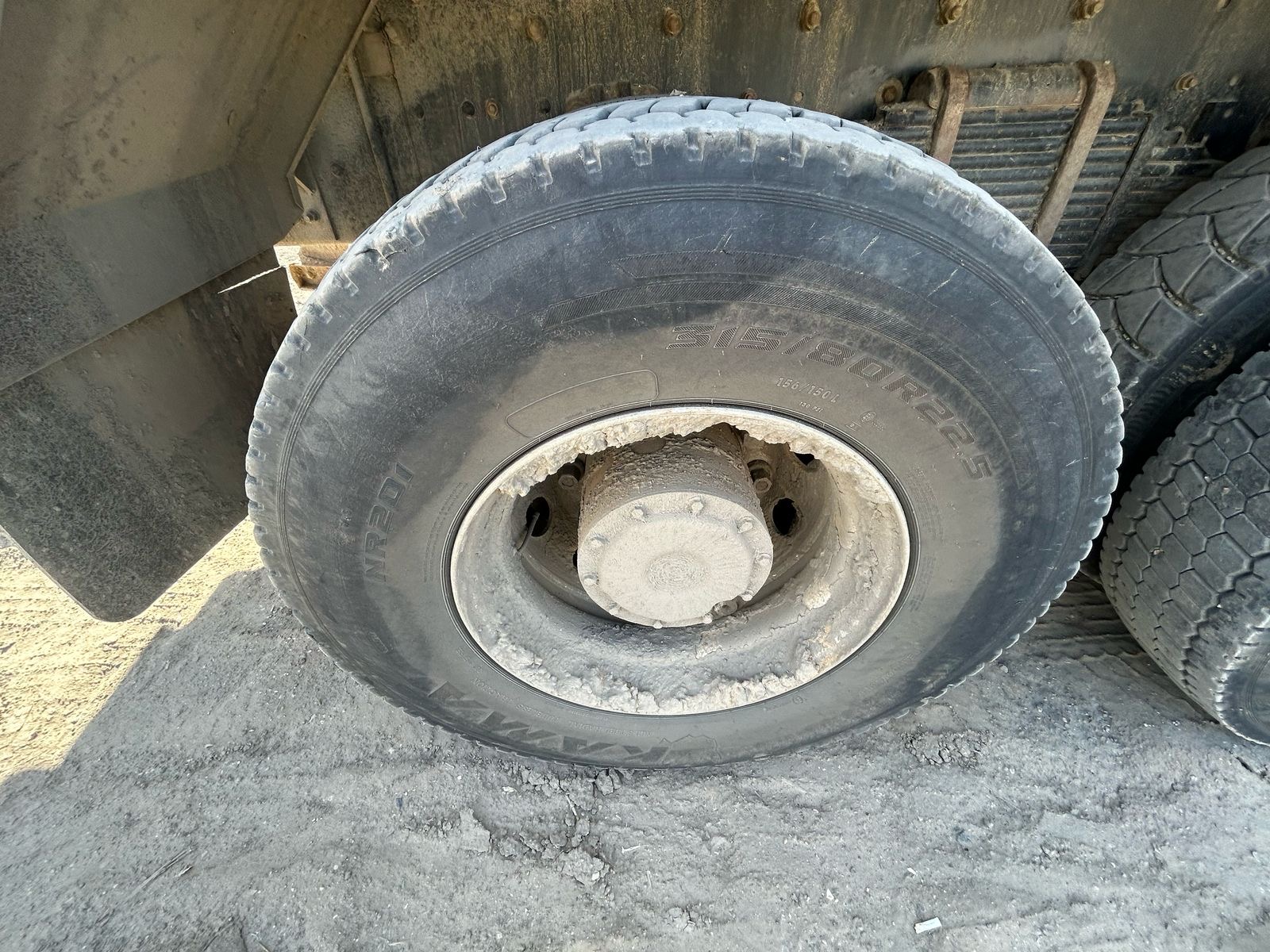 FAW J6 8x4 Самосвал 2022 г. - фото 16