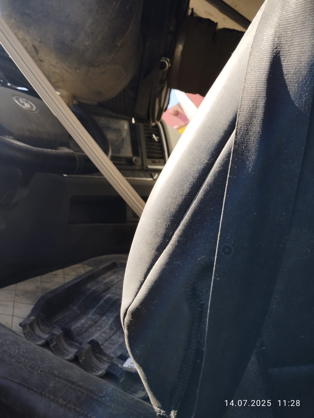 Shacman (Shaanxi) SX* 6x4 Седельный тягач 2023 г. - фото 11