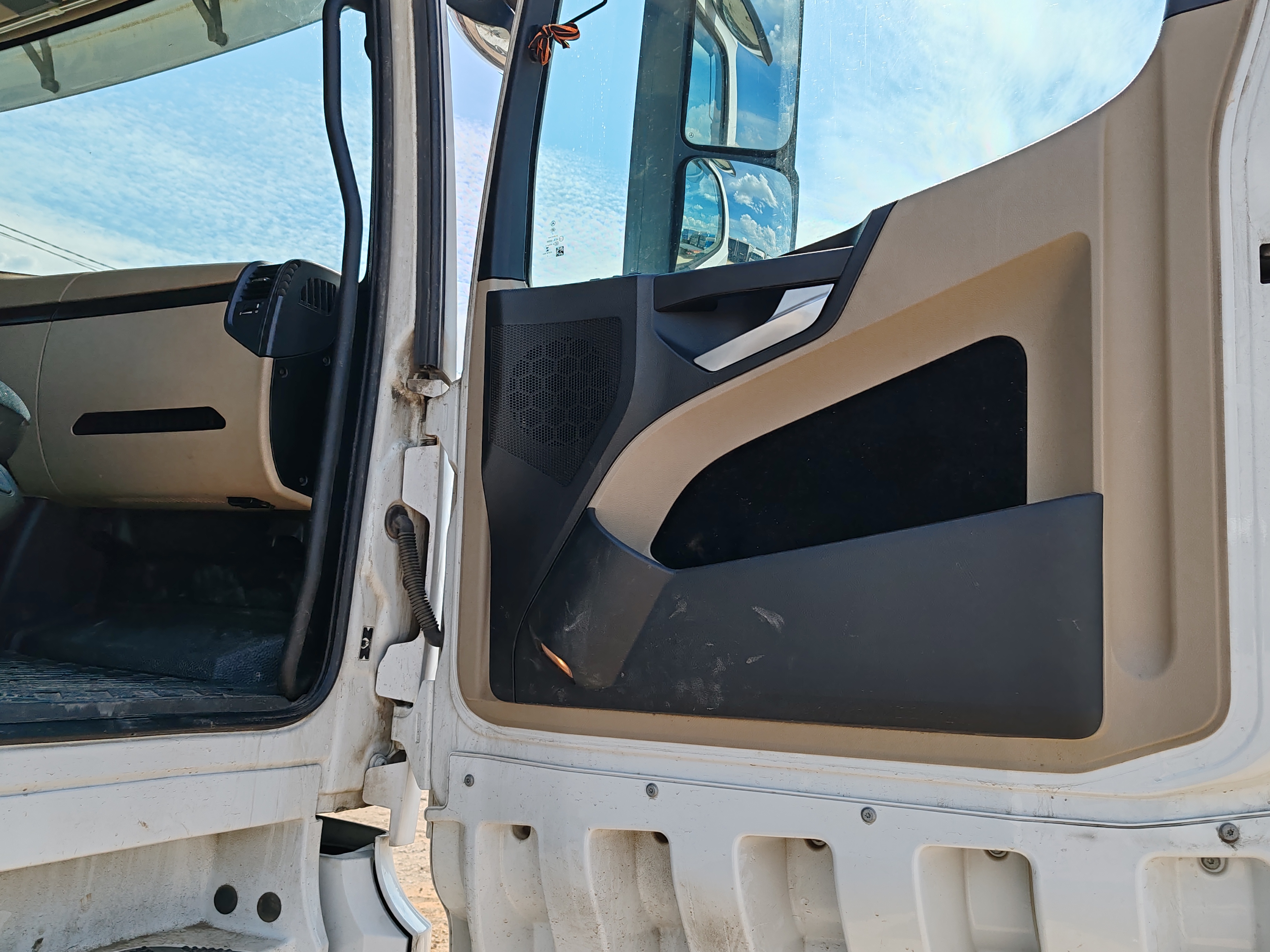 Mercedes-Benz ACTROS 4x2 Седельный тягач 2021 г. - фото 10