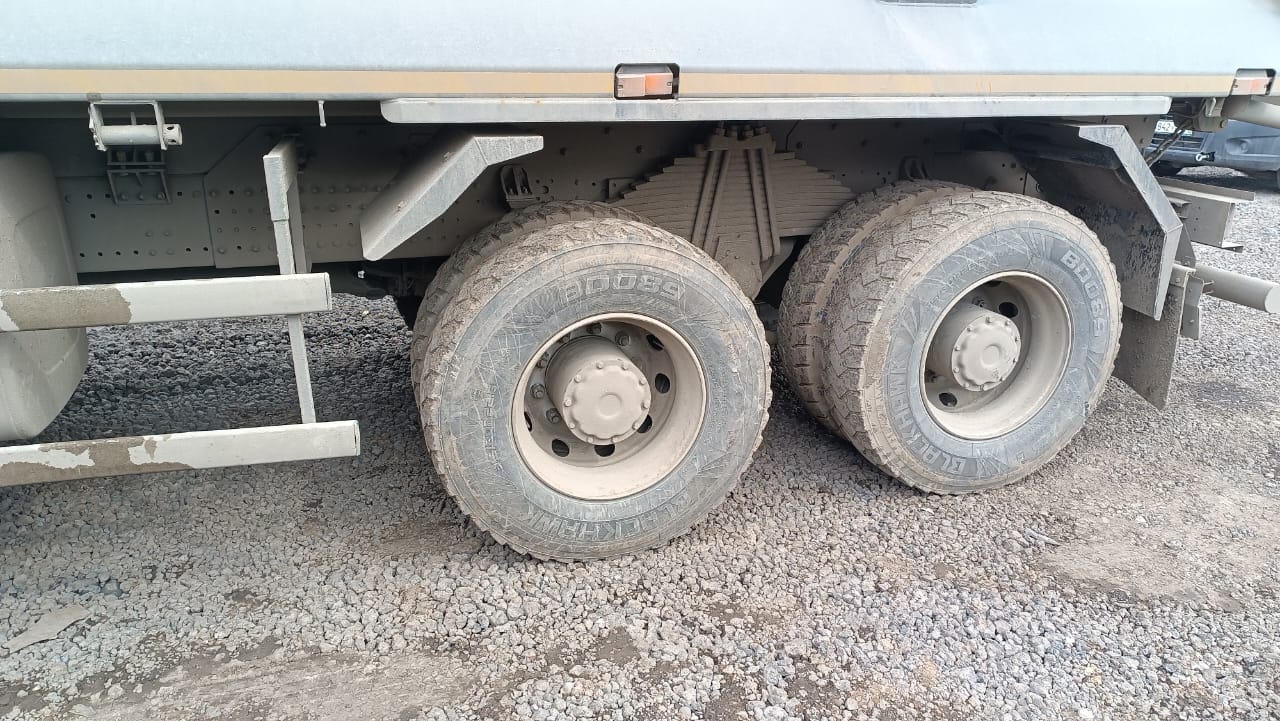 Howo T5G 8x4 Самосвал 2023 г. - фото 9