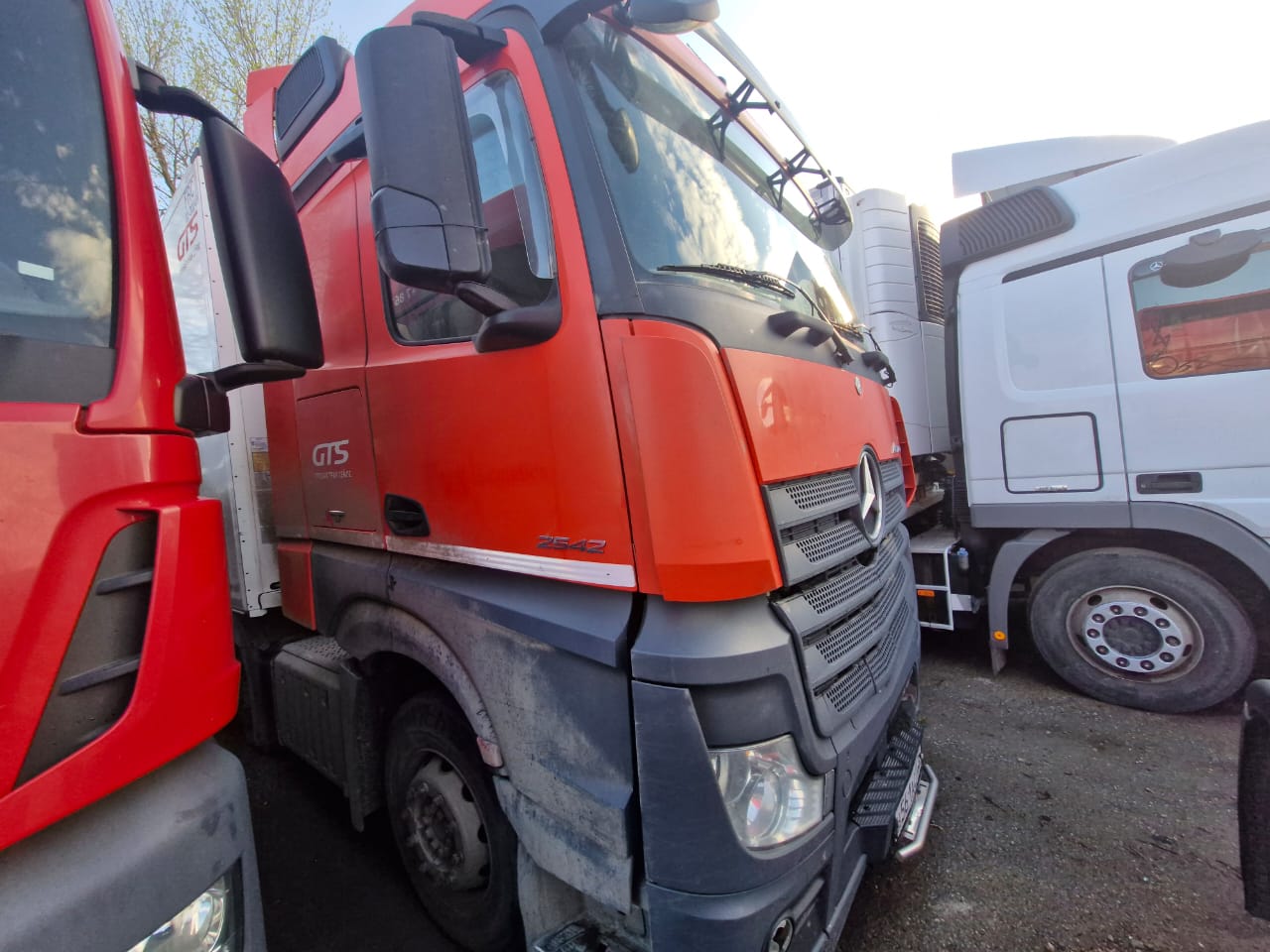 Mercedes-Benz Actros 6x2 Седельный тягач 2016 г. - фото 4