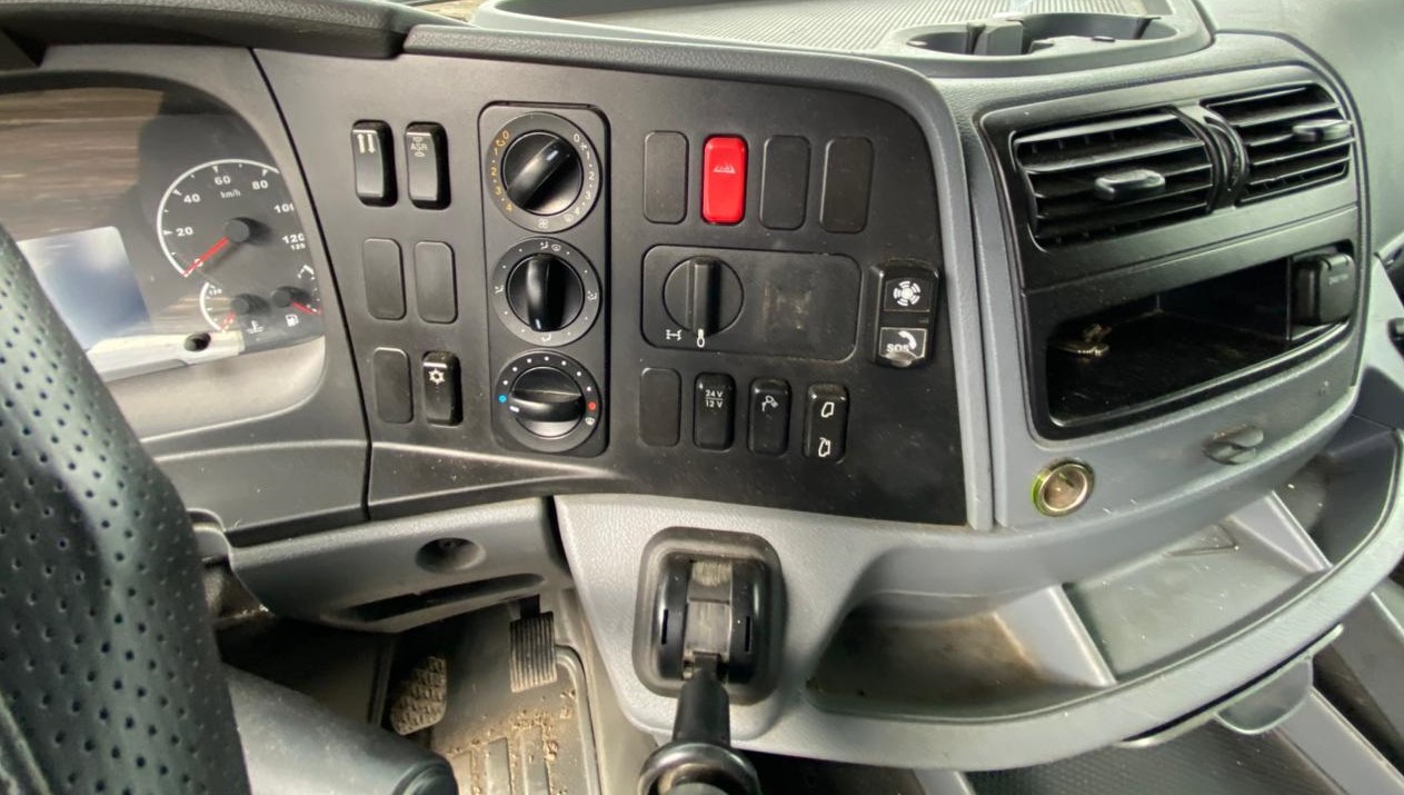 КамАЗ 5490 4x2 Седельный тягач 2020 г. - фото 8