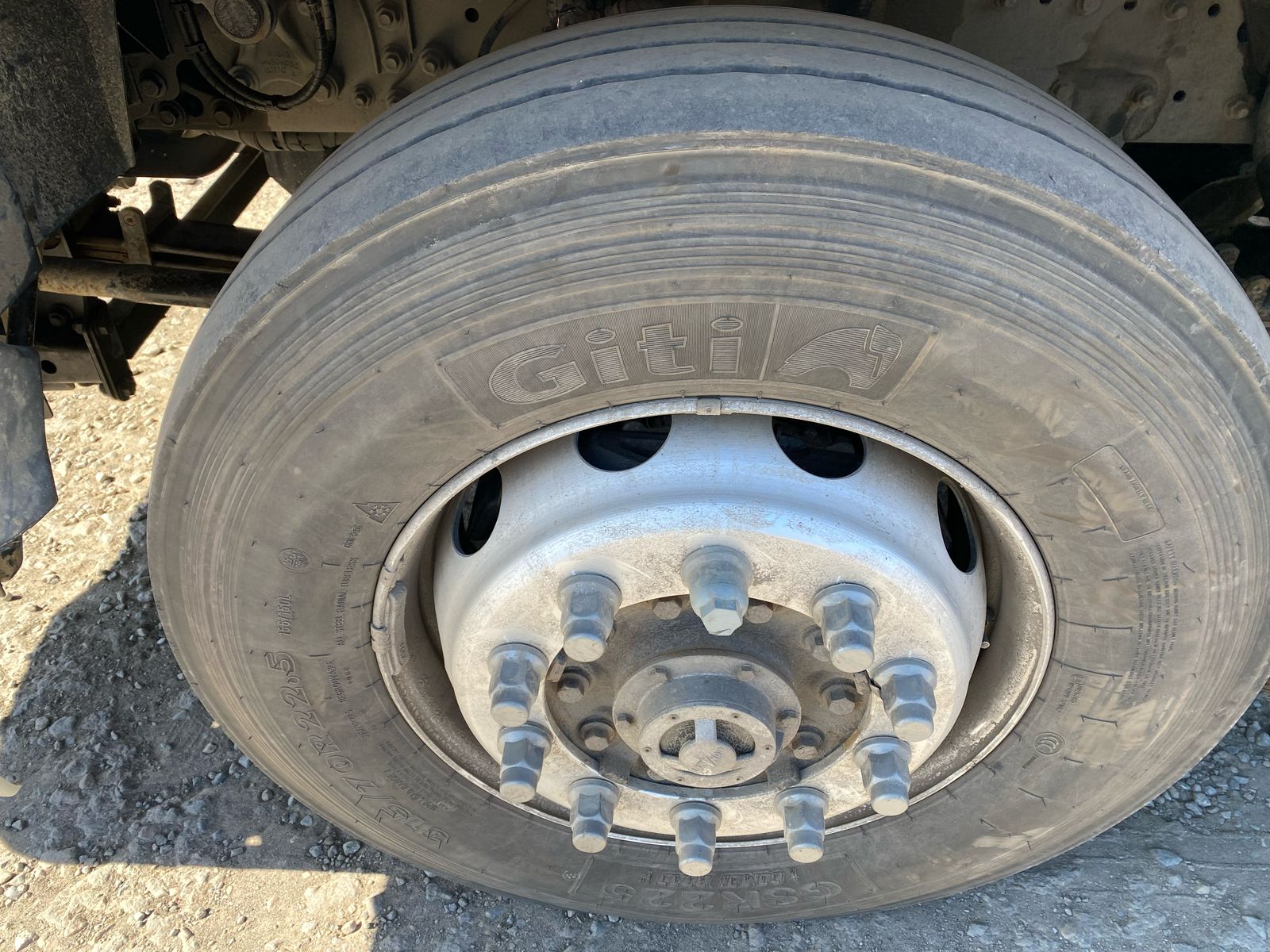 Foton AUMAN 4x2 Седельный тягач 2023 г. - фото 18