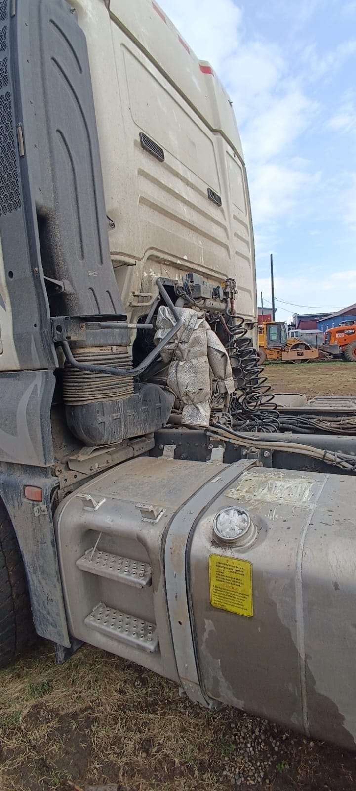 SITRAK C7H 6x4 Седельный тягач 2023 г. - фото 9