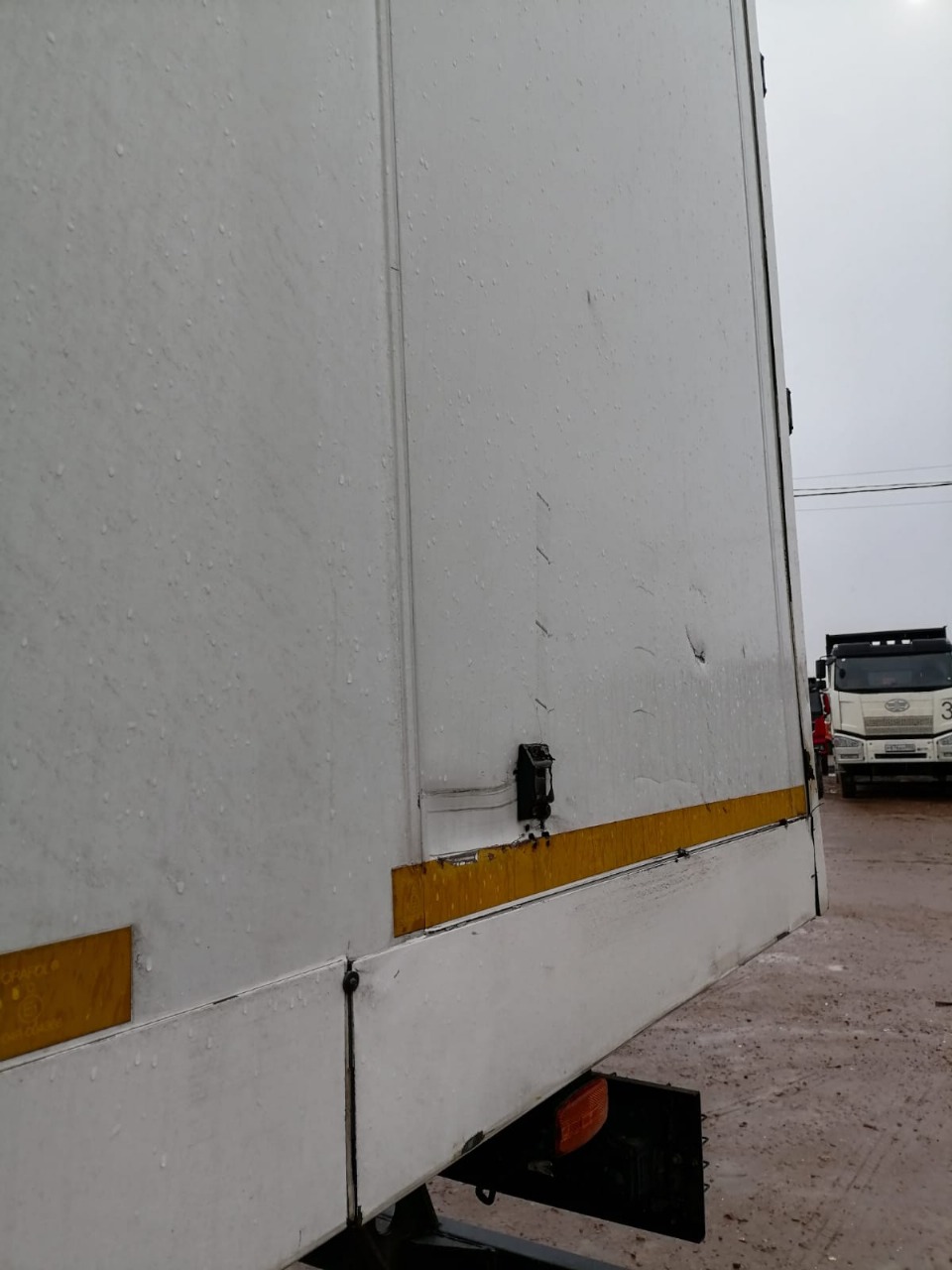 JAC N200 4x2 Изотермический/рефрижератор с гидробортом 2023 г. - фото 18