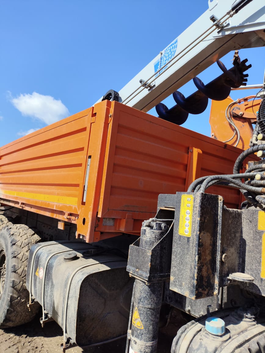 КамАЗ 43118 6x6 Бортовой с КМУ 2021 г. - фото 4