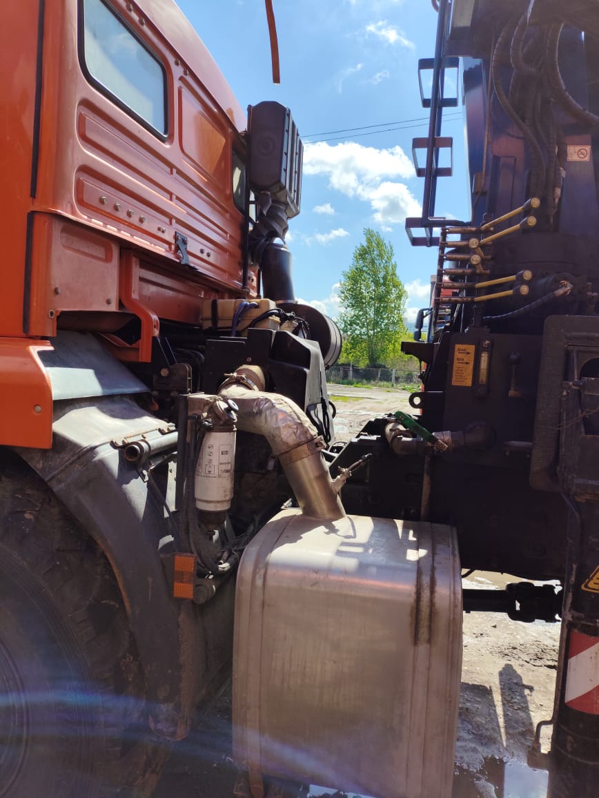 КамАЗ 43118 6x6 Бортовой с КМУ 2021 г. - фото 6