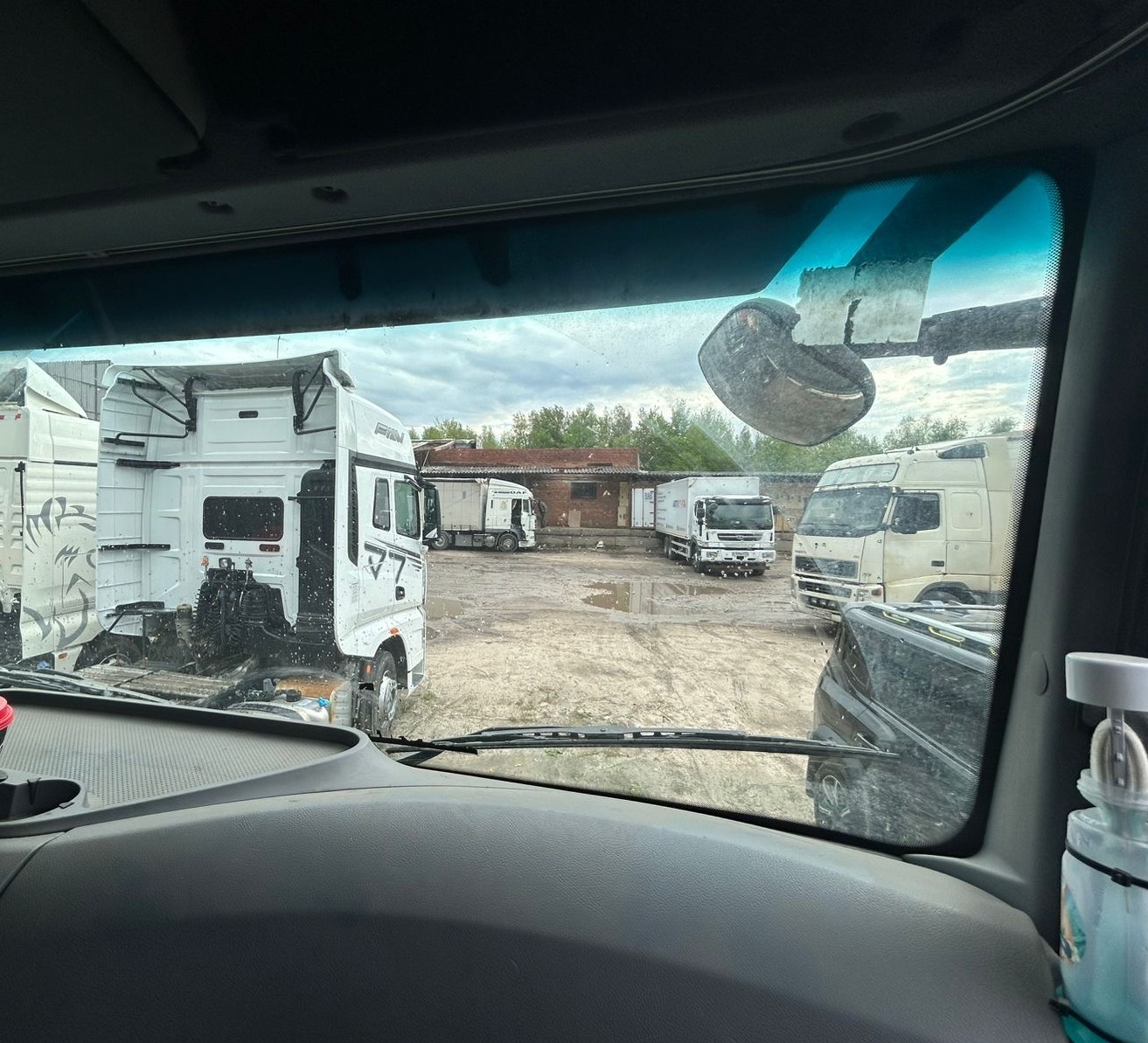 КамАЗ 5490 4x2 Седельный тягач 2018 г. - фото 11