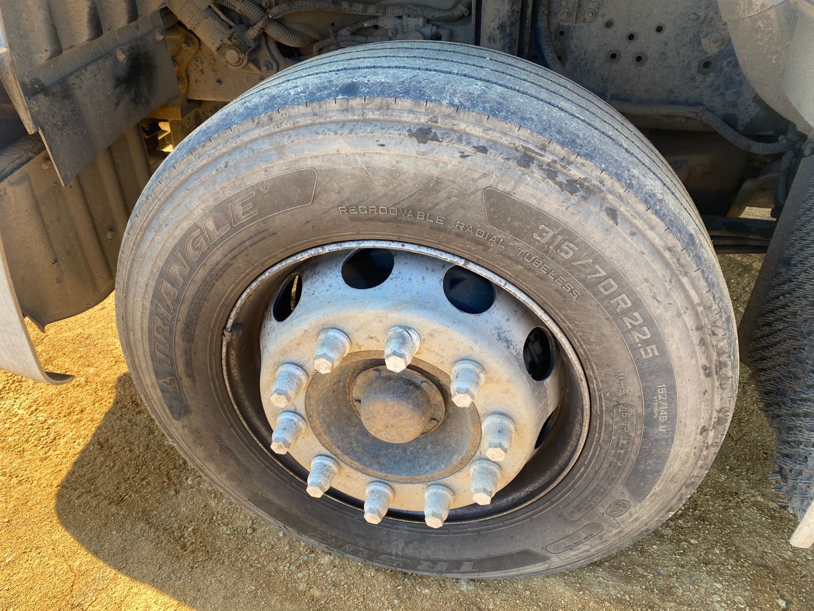 КамАЗ 5490 4x2 Седельный тягач 2020 г. - фото 14