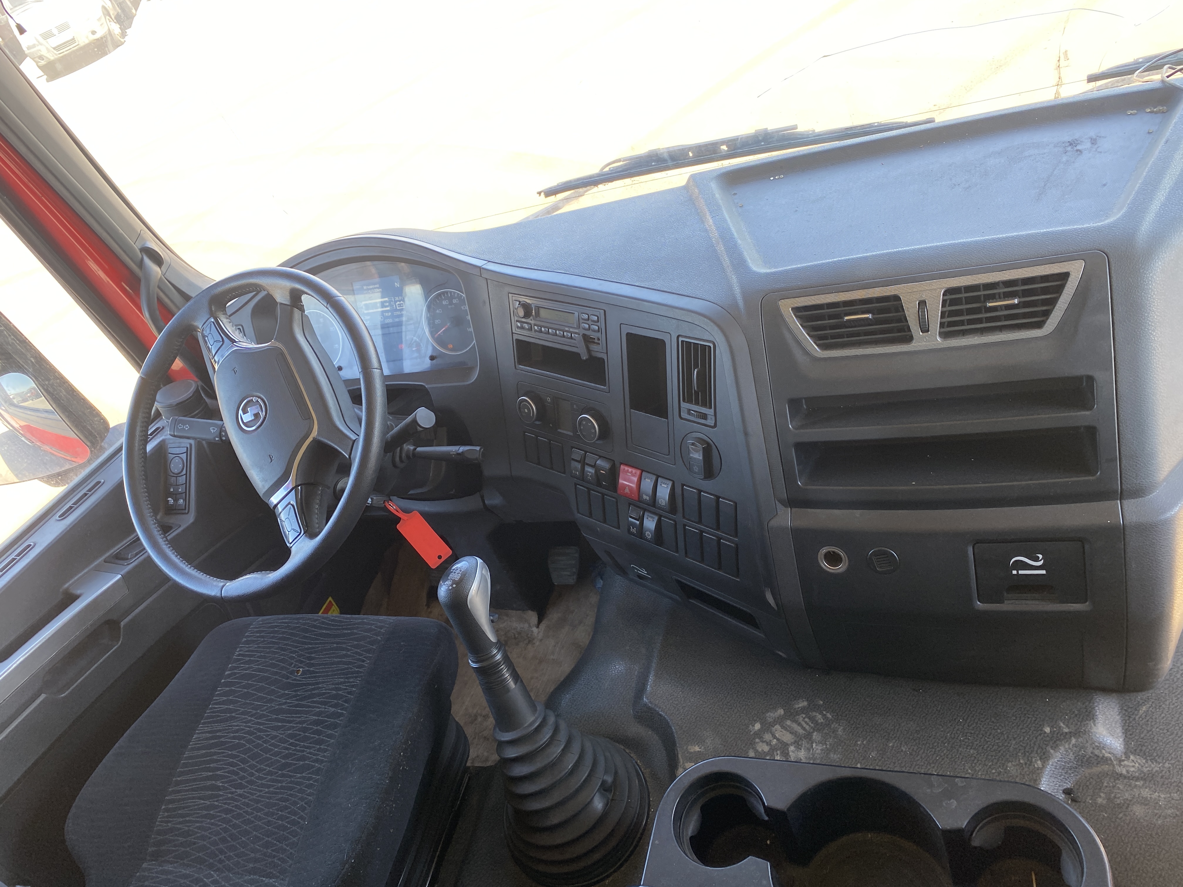 Shacman (Shaanxi) SX* 8x4 Самосвал 2022 г. - фото 20