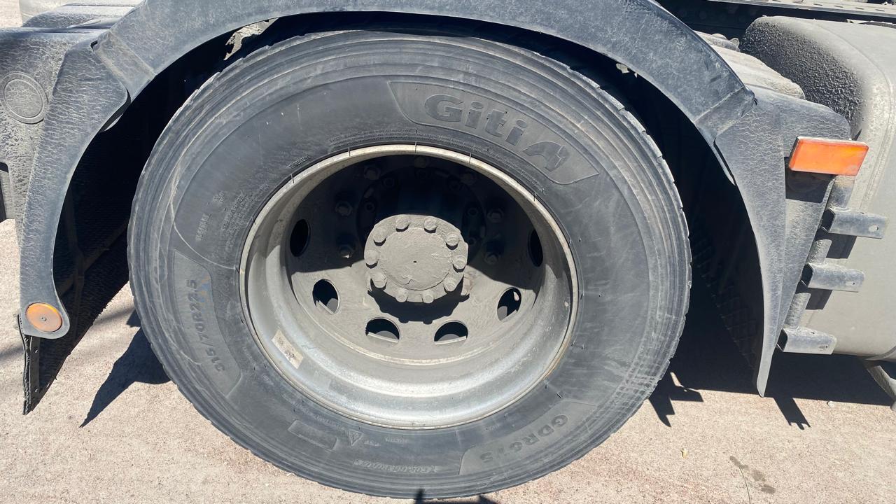 Foton AUMAN 4x2 Седельный тягач 2023 г. - фото 10