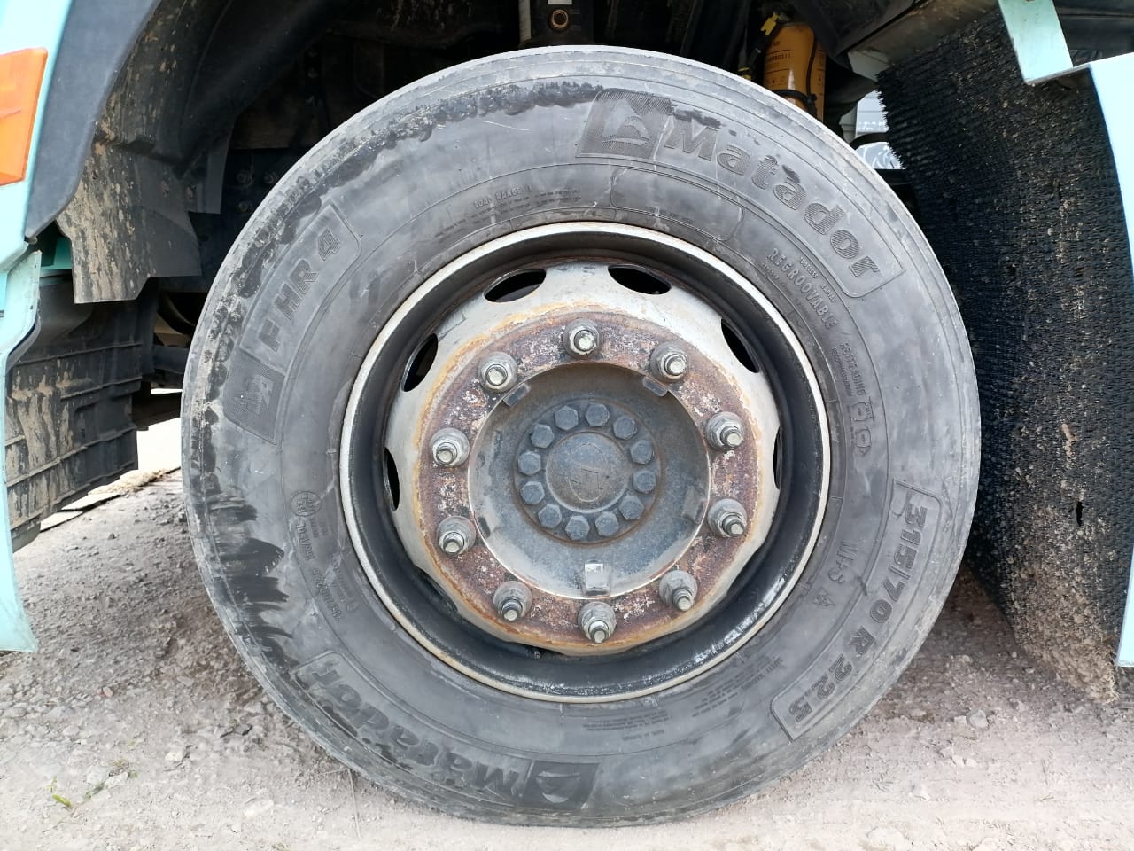 Shacman (Shaanxi) SX* 4x2 Седельный тягач 2023 г. - фото 10