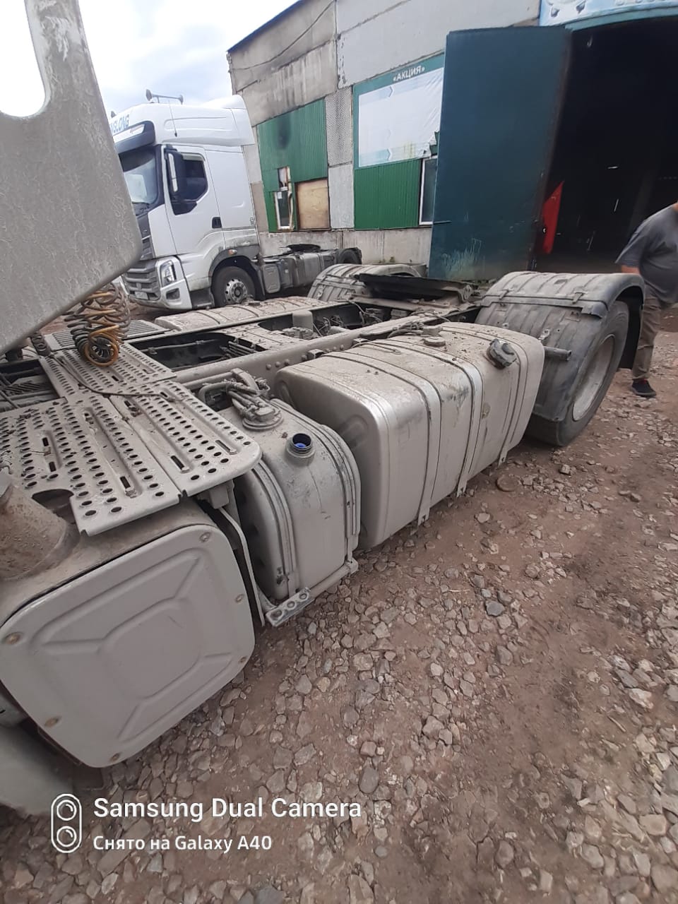 CHENGLONG H7 4x2 Седельный тягач 2023 г. - фото 15