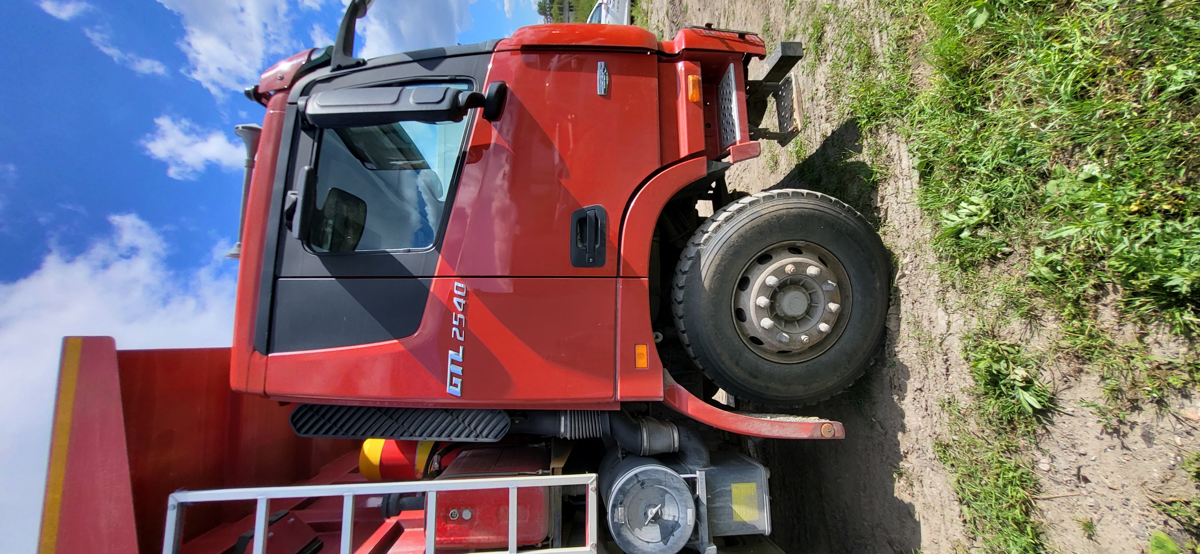 Foton AUMAN 6x4 Самосвал 2023 г. - фото 9