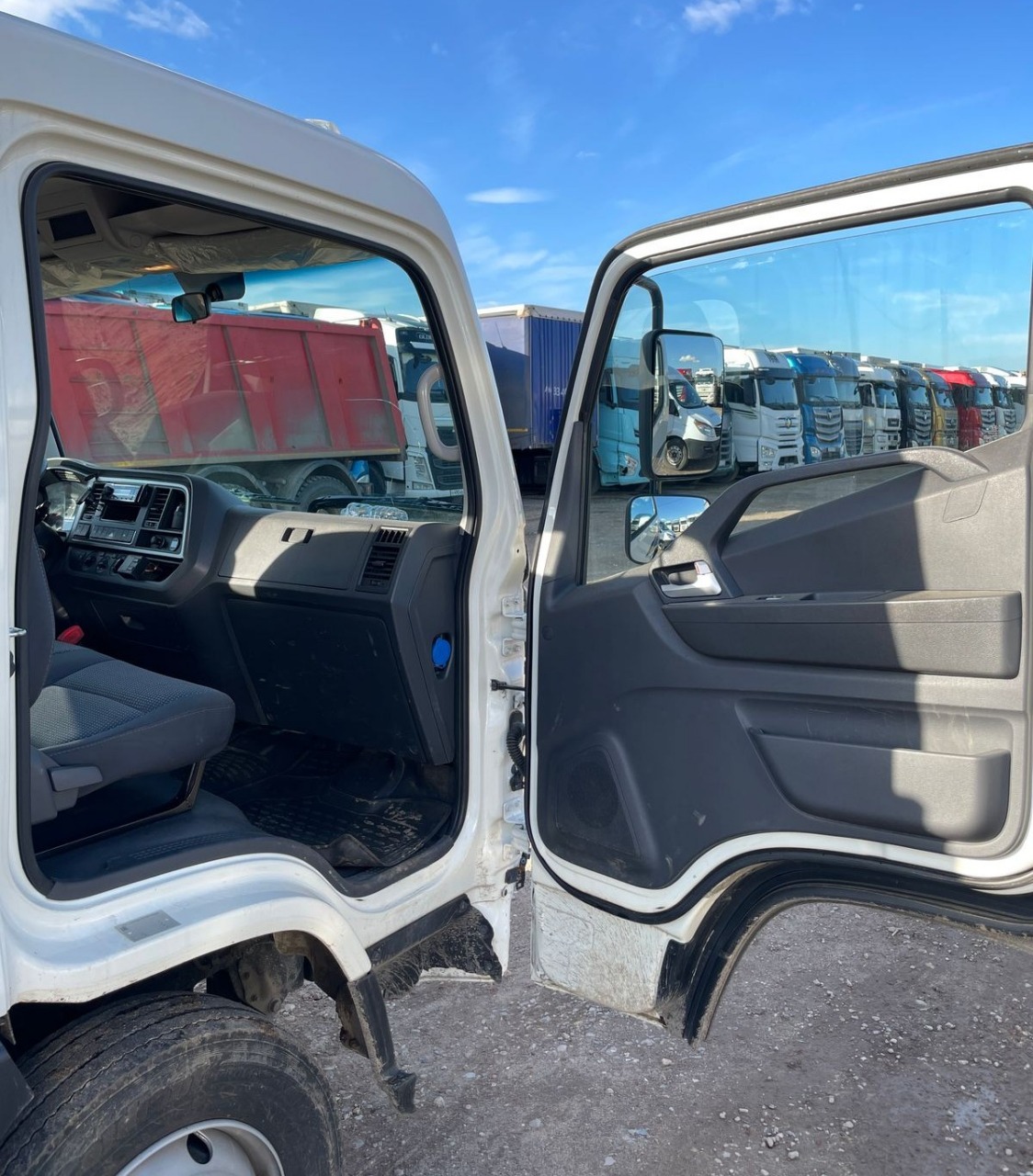 Автомеханический Завод 4750* на шасси Hyundai Mighty EX8 Эвакуатор 2023 г. - фото 5