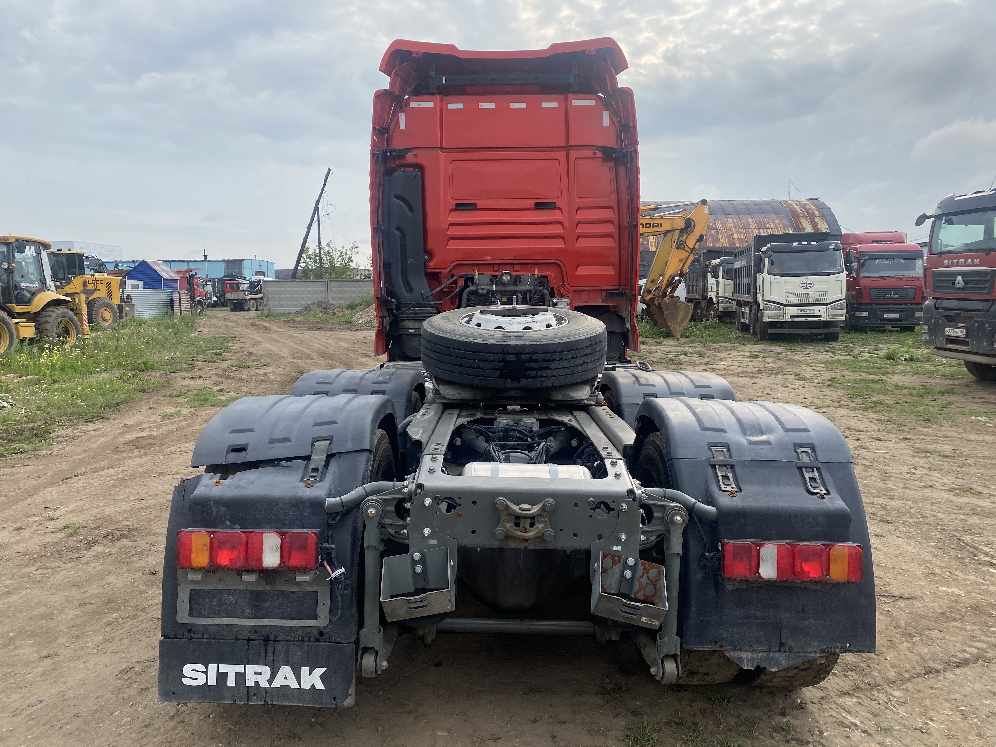 SITRAK C7H 6x4 Седельный тягач 2023 г. - фото 8