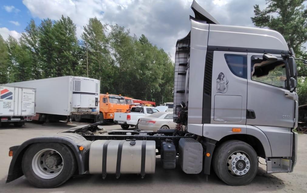 FAW JH6 4x2 Седельный тягач 2023 г. - фото 5