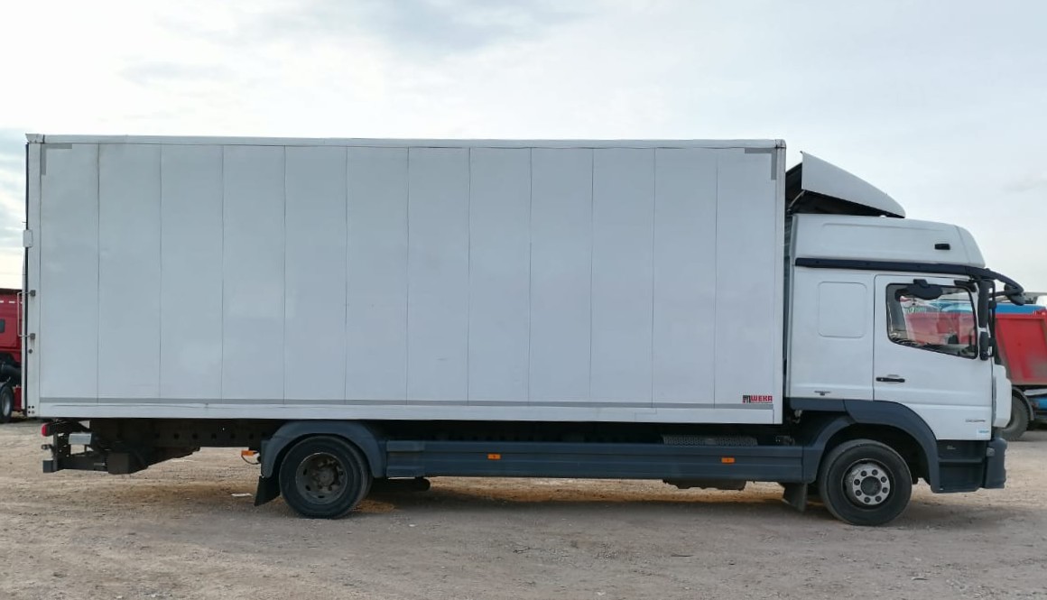 Mercedes-Benz ATEGO 4x2 Промтоварный с гидробортом 2018 г. - фото 3