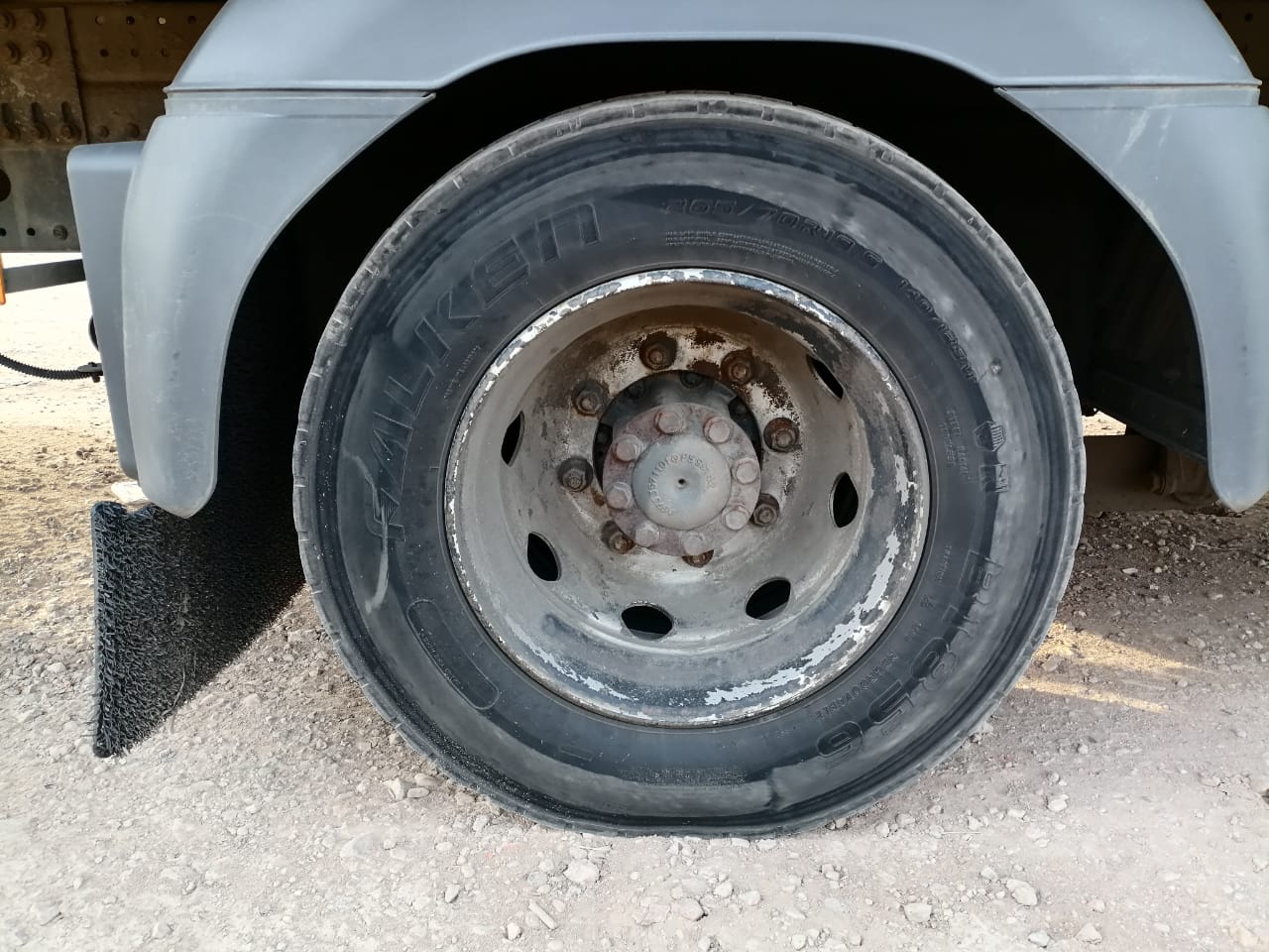 Mercedes-Benz ATEGO 4x2 Промтоварный с гидробортом 2018 г. - фото 11