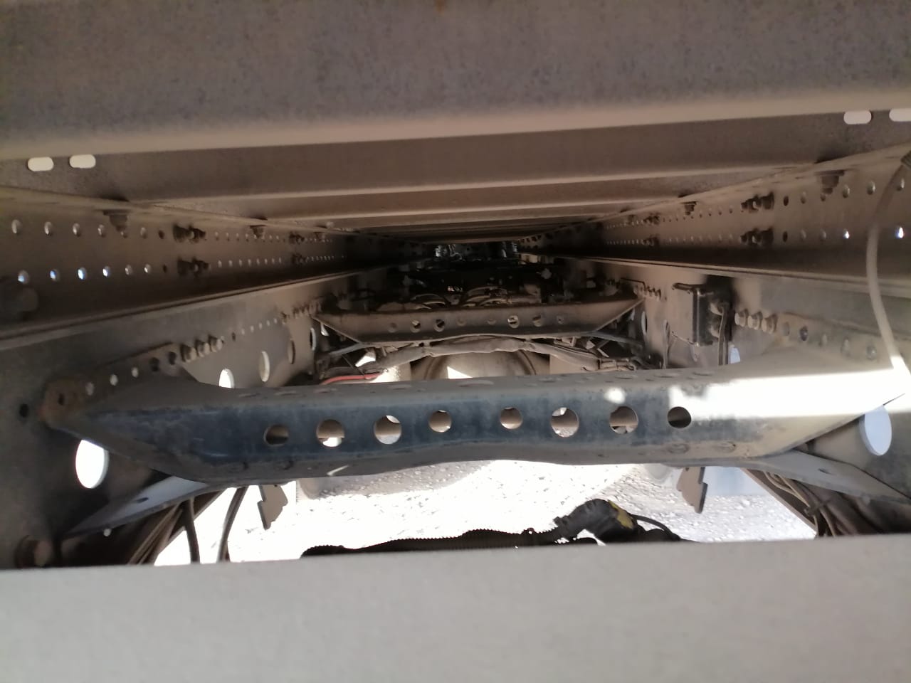 Mercedes-Benz ATEGO 4x2 Промтоварный с гидробортом 2018 г. - фото 14