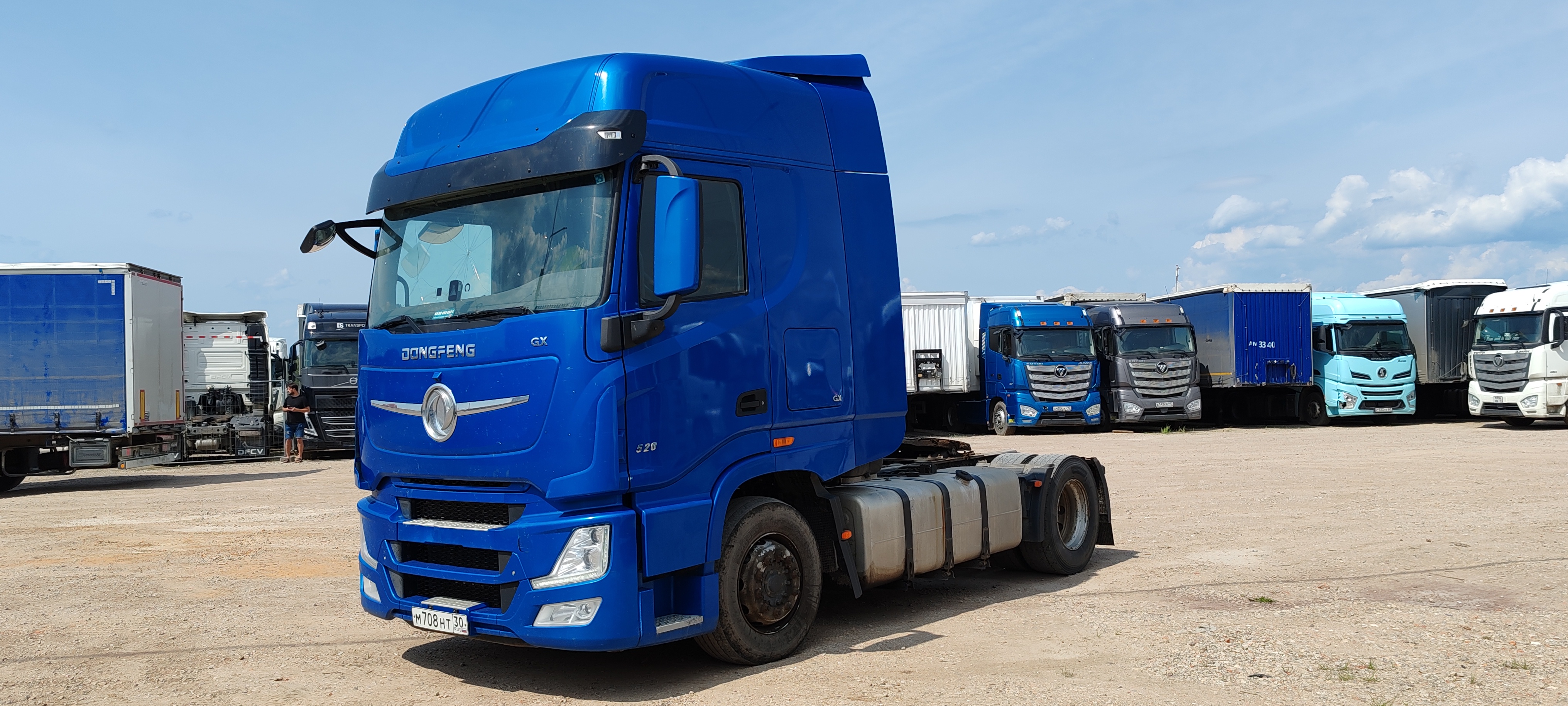 DongFeng DFH 4x2 Седельный тягач 2023 г. - фото 2