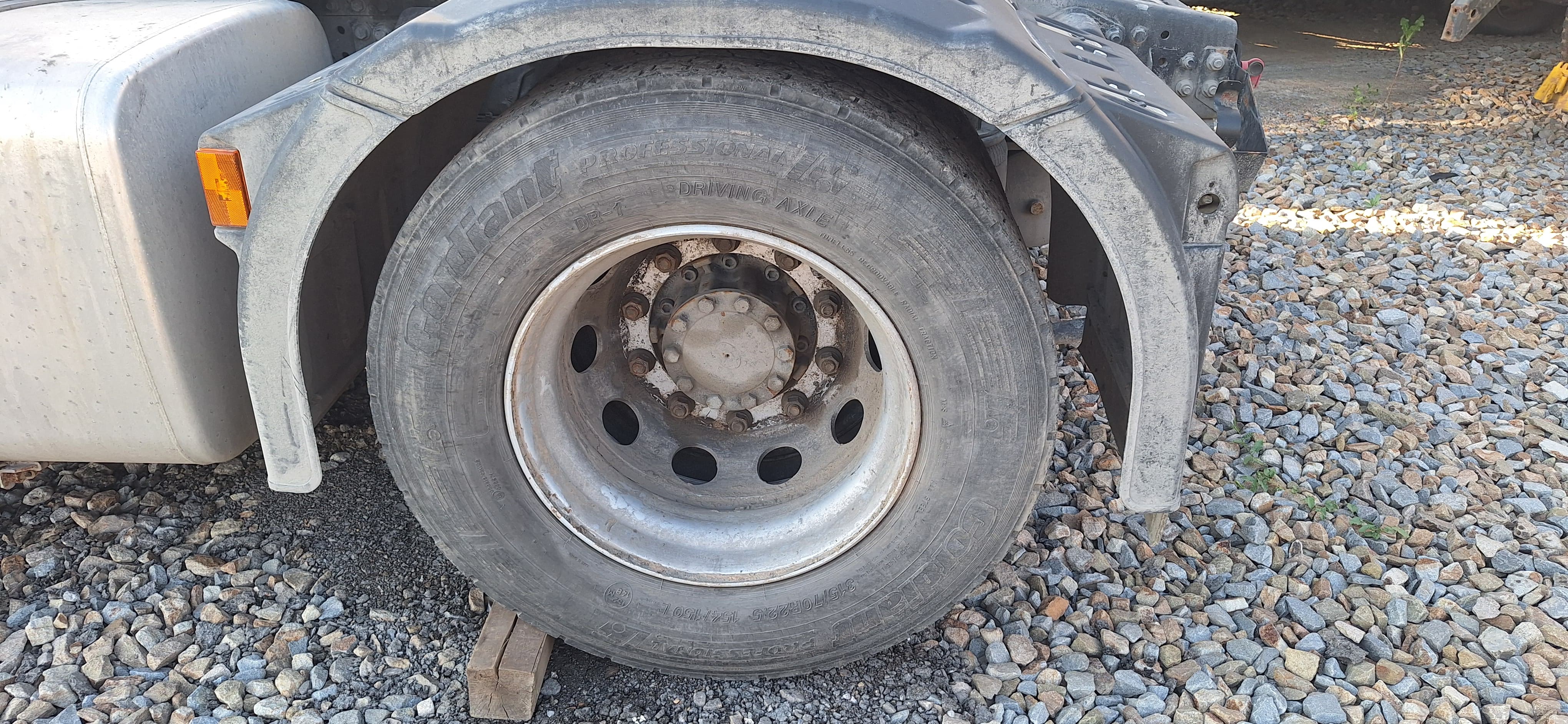 КамАЗ 54901 4x2 Седельный тягач 2023 г. - фото 15