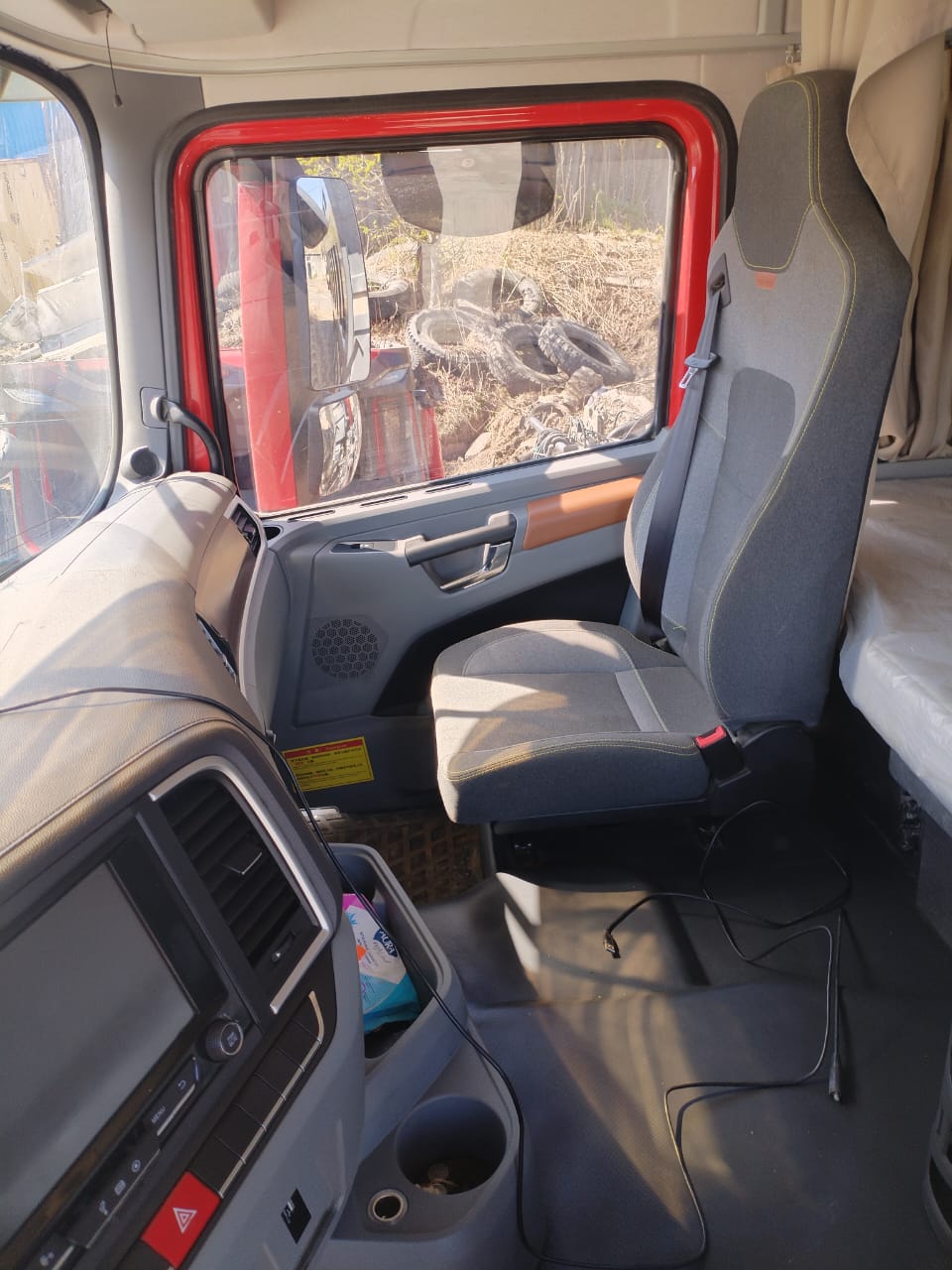 Shacman (Shaanxi) SX* 8x4 Самосвал 2023 г. - фото 9