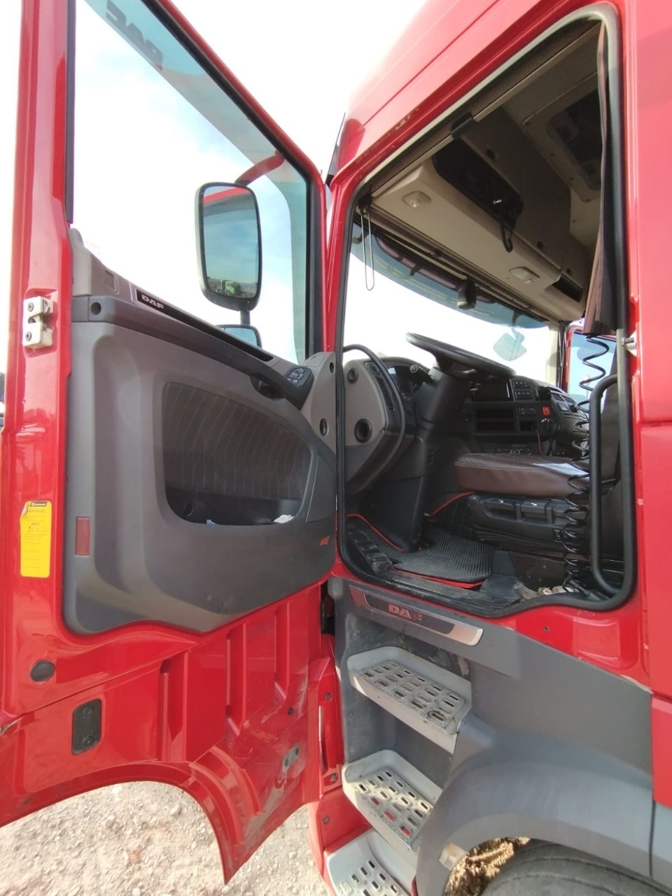 DAF XF 4x2 Седельный тягач 2019 г. - фото 5