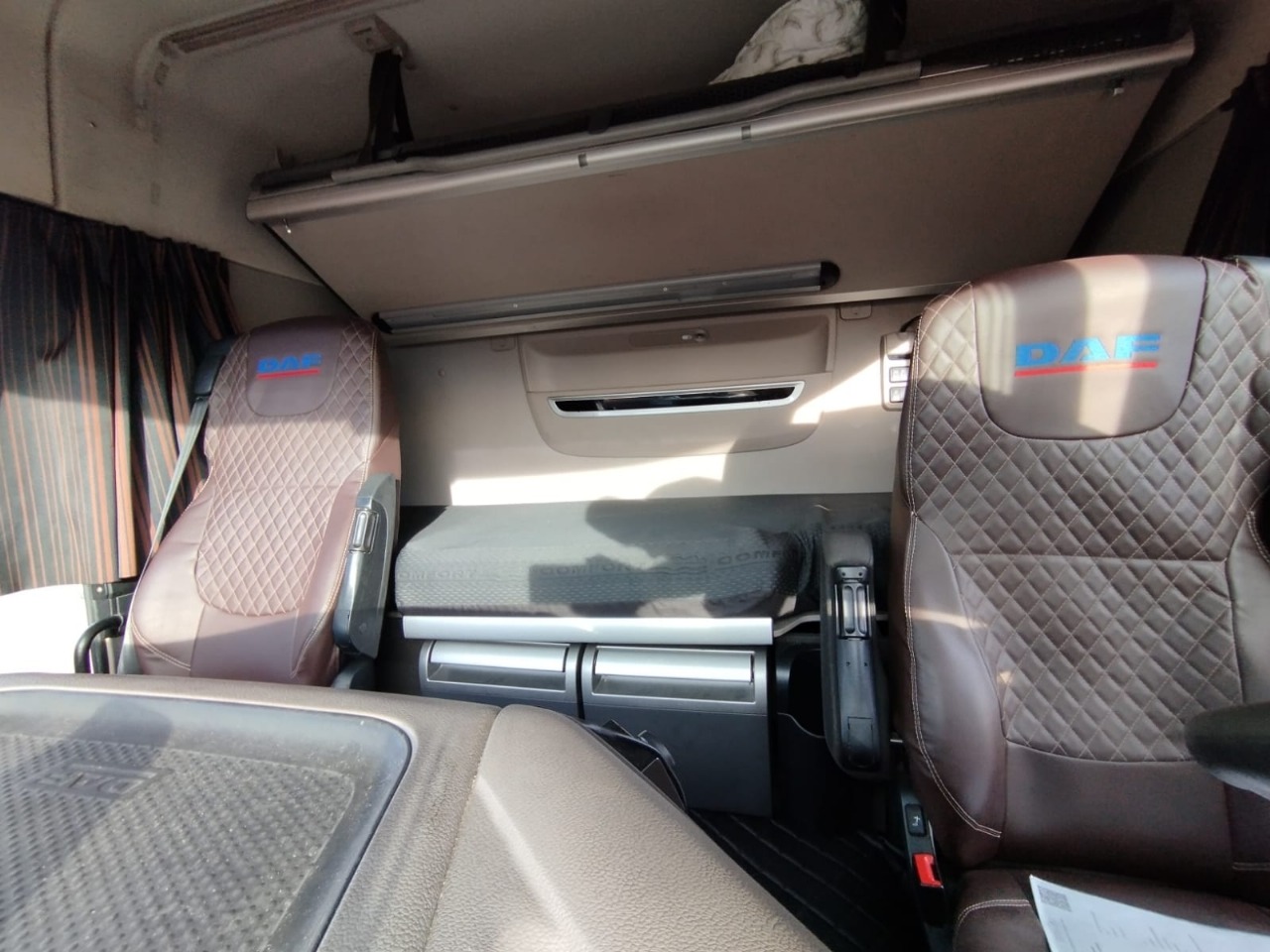 DAF XF 4x2 Седельный тягач 2019 г. - фото 7