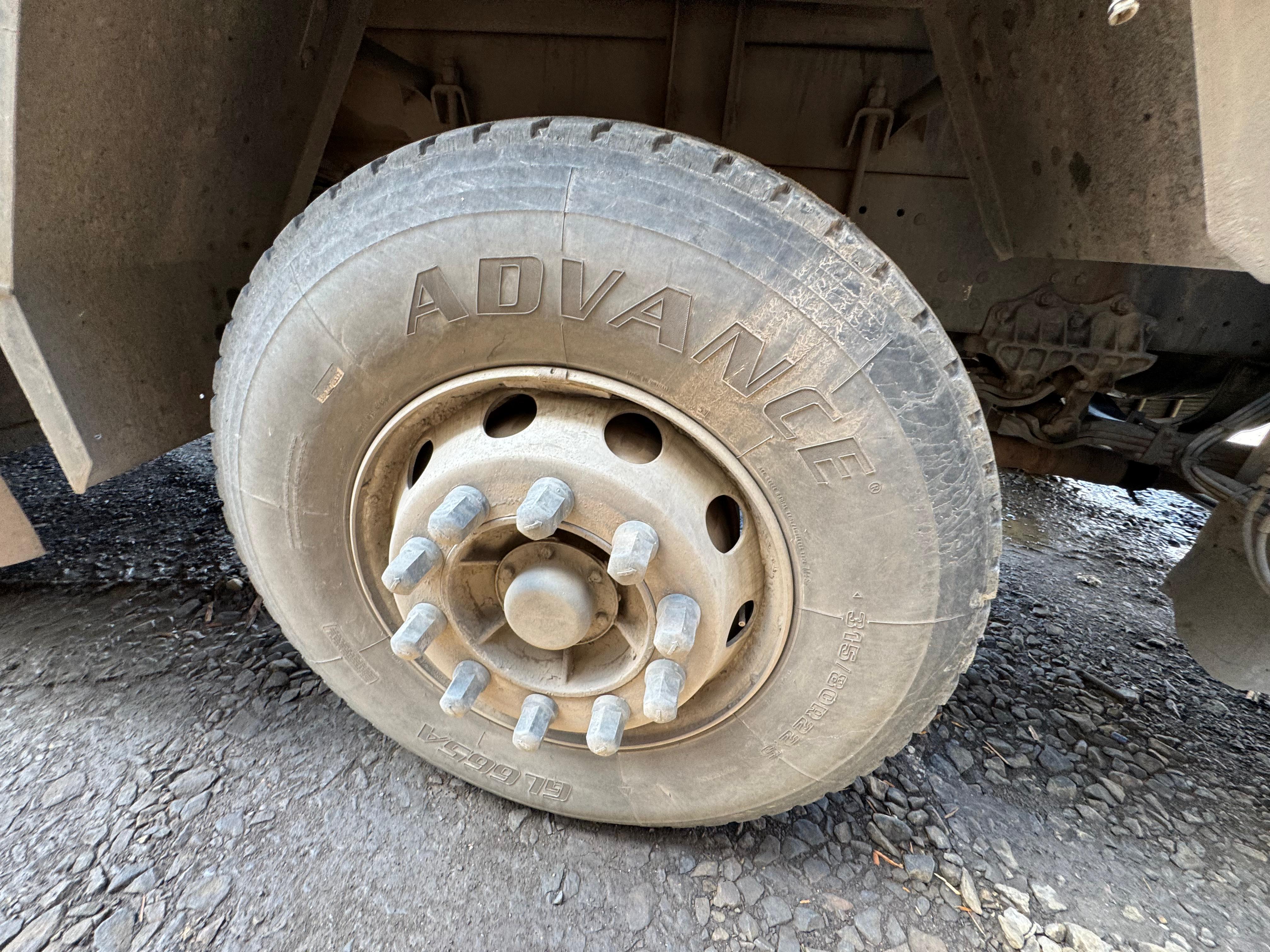 DongFeng KC 8x4 Самосвал 2022 г. - фото 9