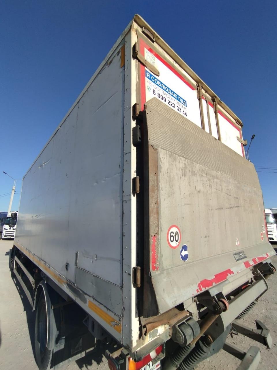 Центртранстехмаш АФ-4756* на шасси Volvo FL 4x2 Изотермический/рефрижератор с гидробортом 2017 г. - фото 4