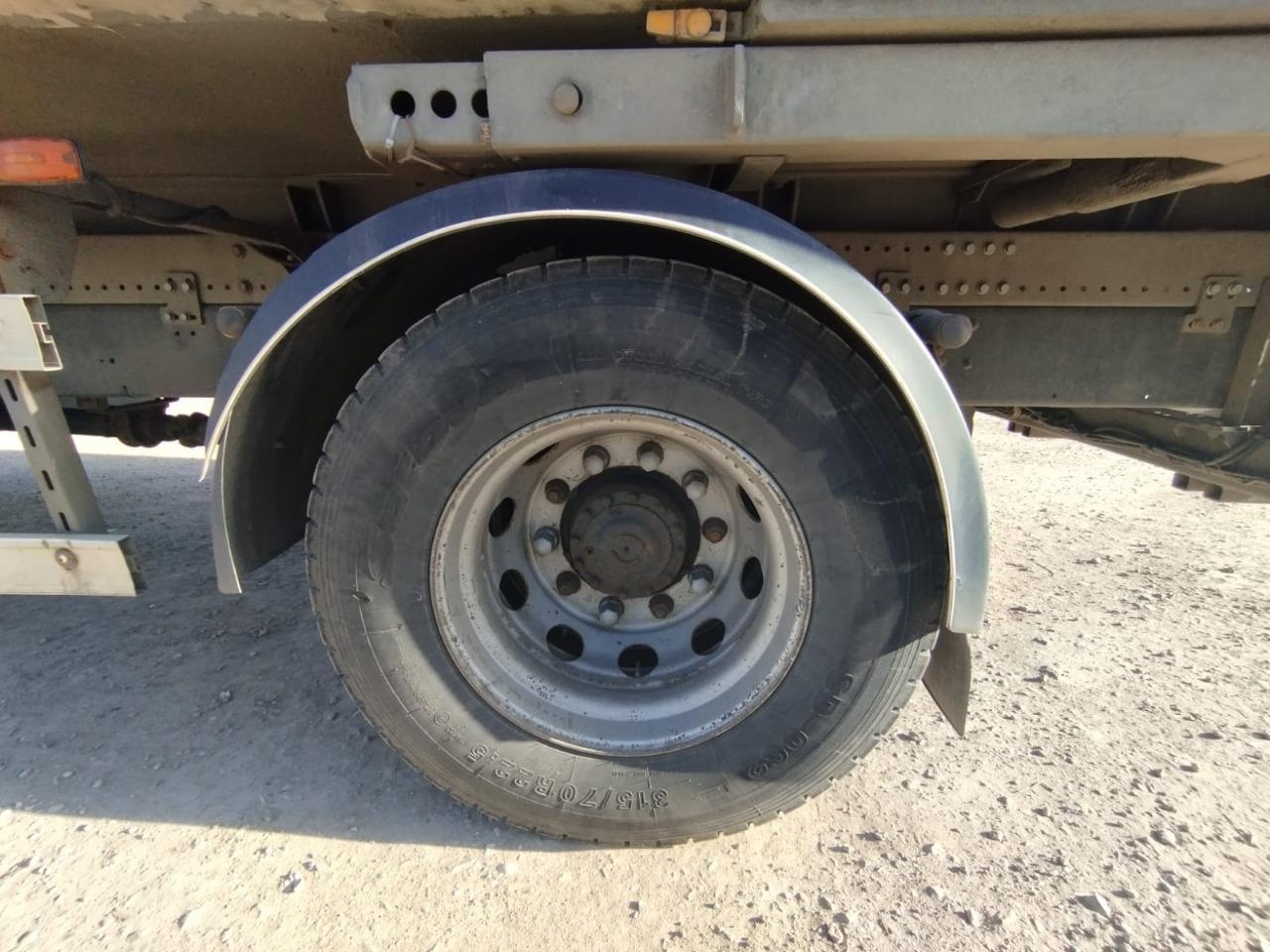 Центртранстехмаш АФ-4756* на шасси Volvo FL 4x2 Изотермический/рефрижератор с гидробортом 2017 г. - фото 16