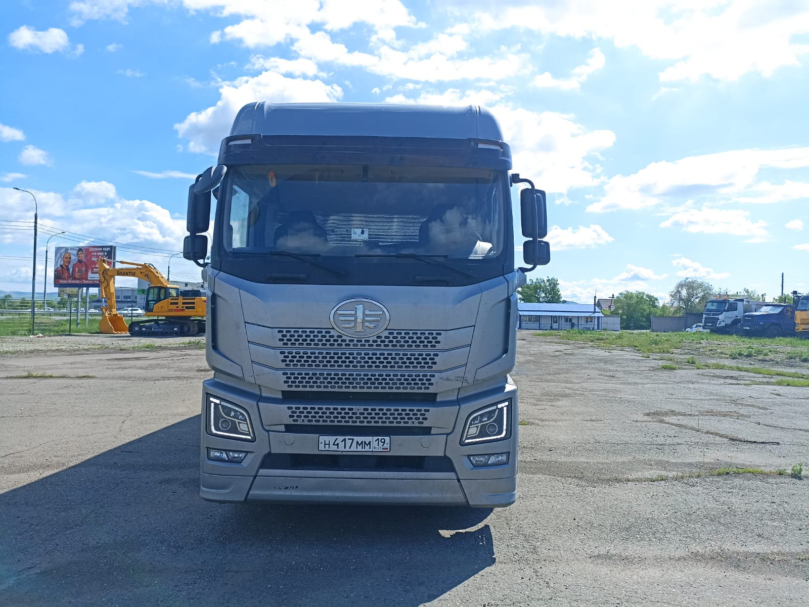 FAW JH6 4x2 Седельный тягач 2023 г.