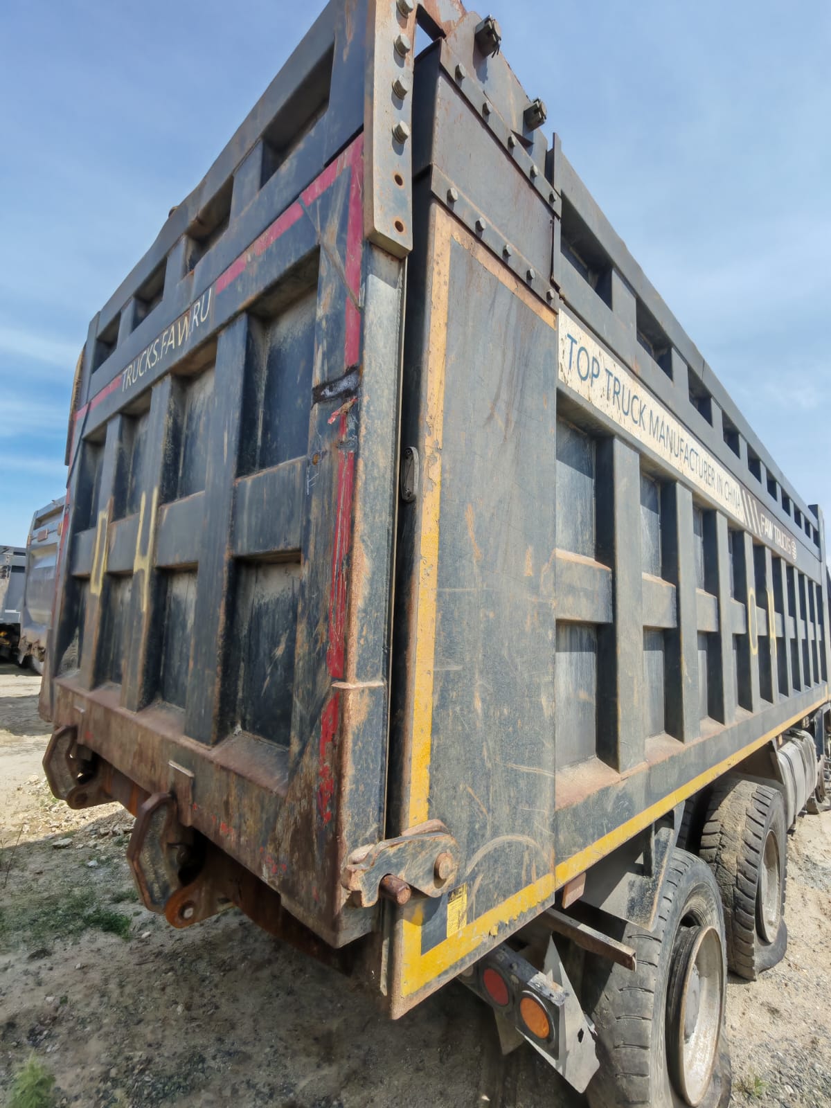 FAW CA 3310 8x4 Самосвал_не актуально 2023 г. - фото 7