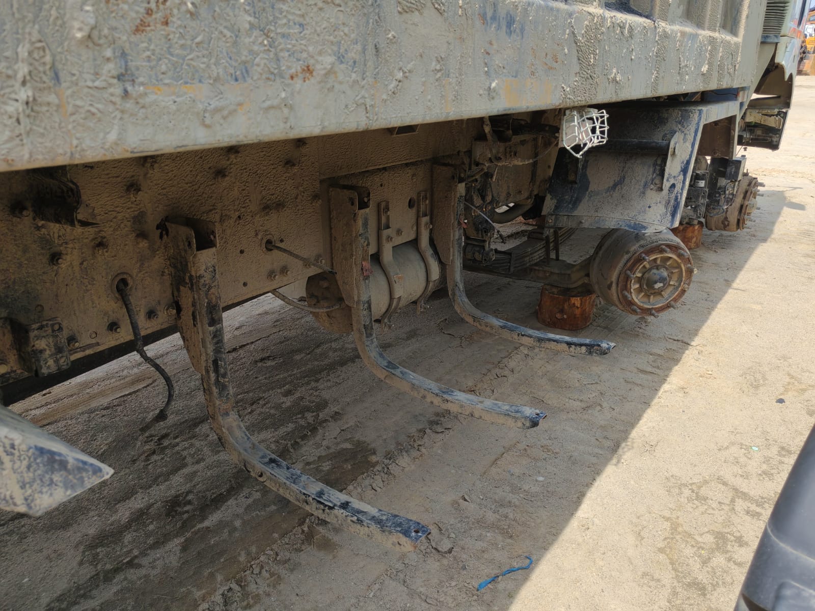 FAW CA 3310 8x4 Самосвал_не актуально 2023 г. - фото 11