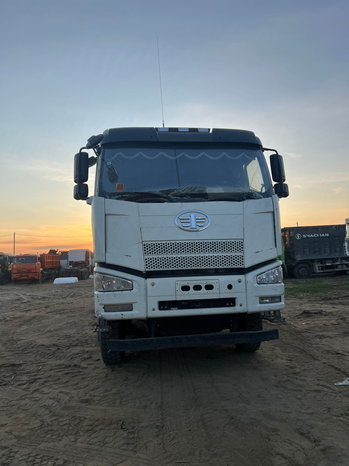 FAW J6 8x4 Самосвал 2022 г. - фото 2