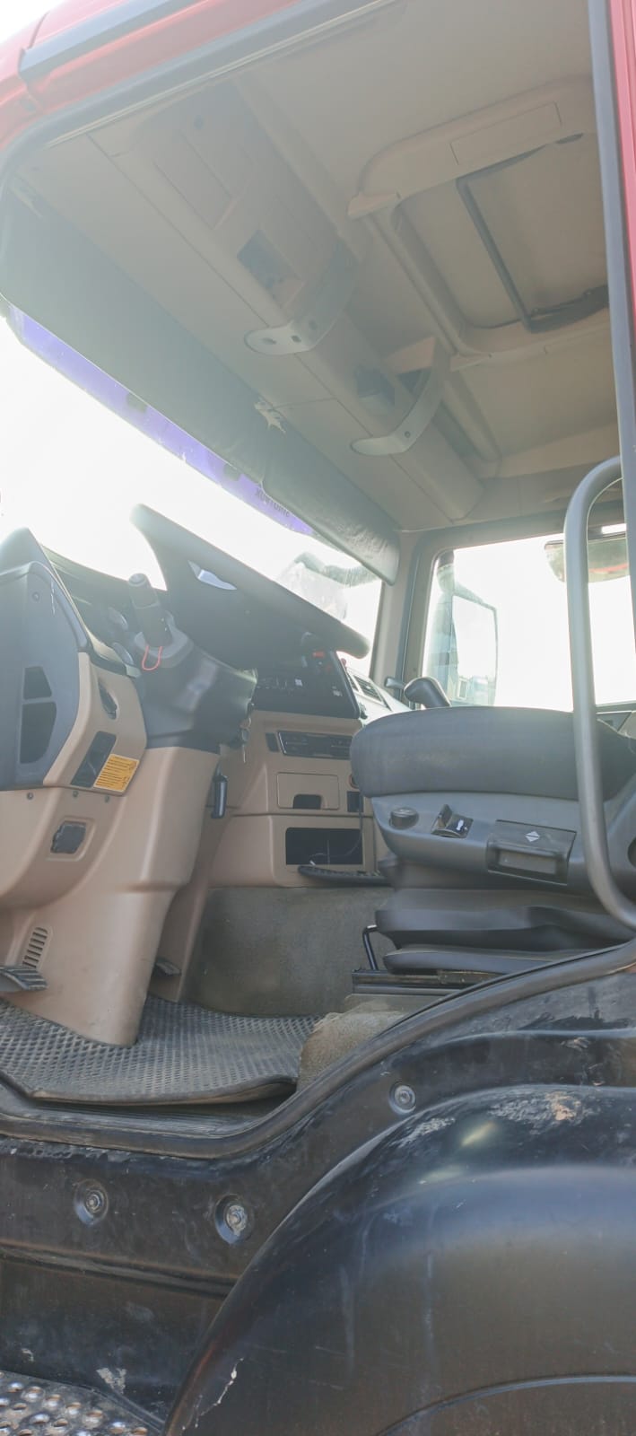 Howo T5G 8x4 Самосвал 2023 г. - фото 7