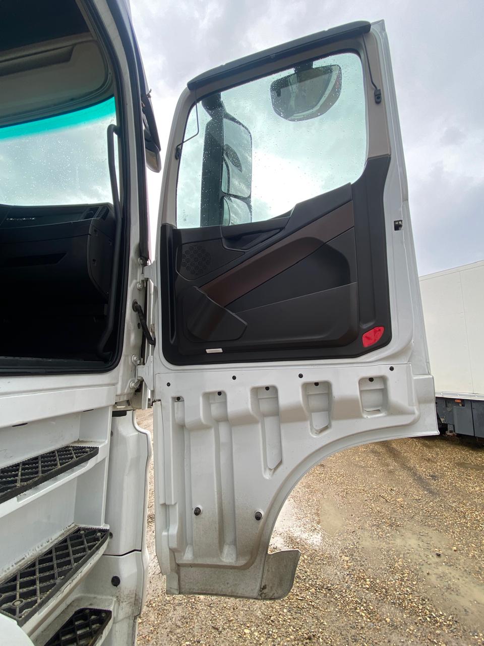 КамАЗ 54901 4x2 Седельный тягач 2024 г. - фото 10