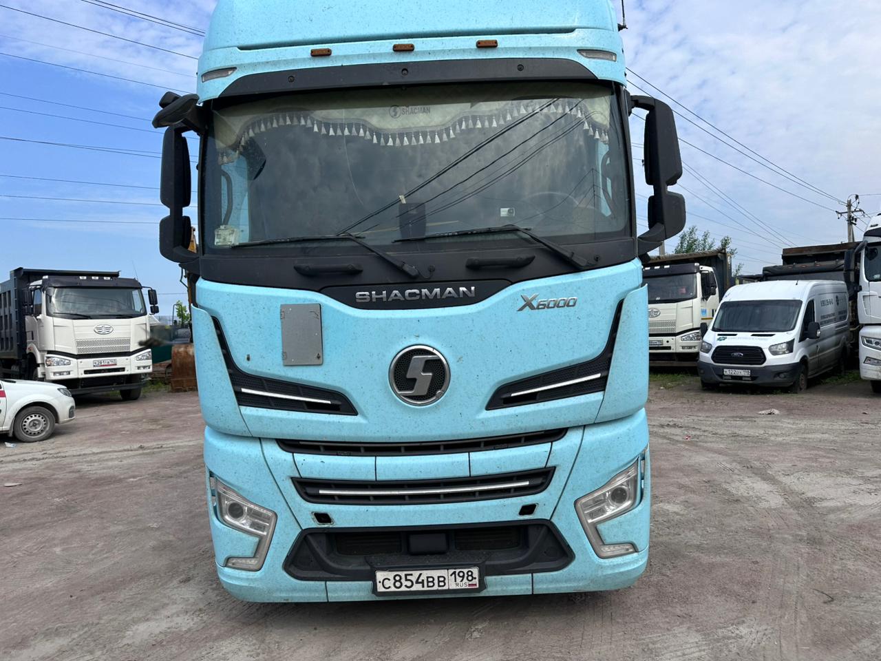 Shacman (Shaanxi) SX* 4x2 Седельный тягач