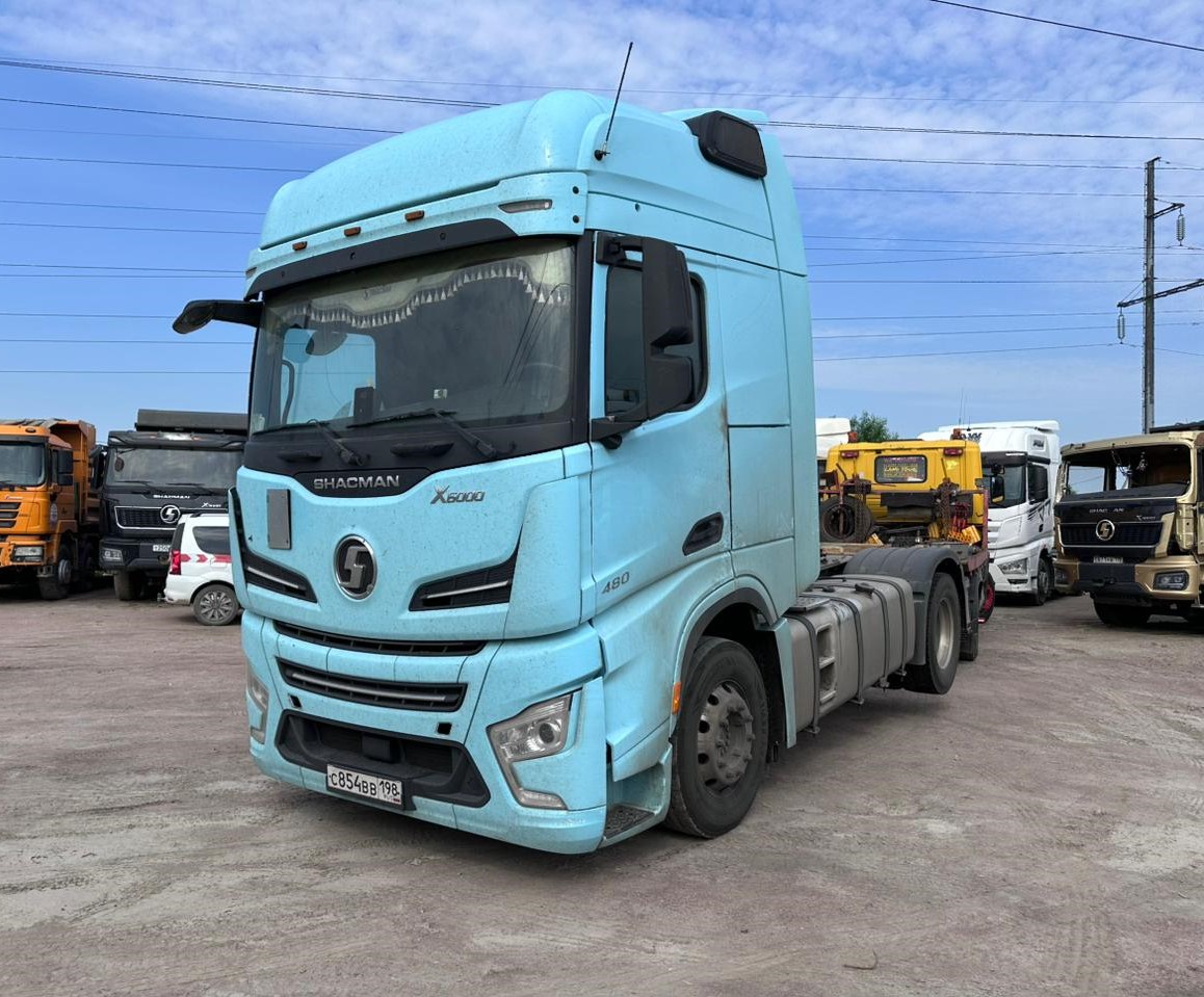 Shacman (Shaanxi) SX* 4x2 Седельный тягач 2023 г. - фото 3