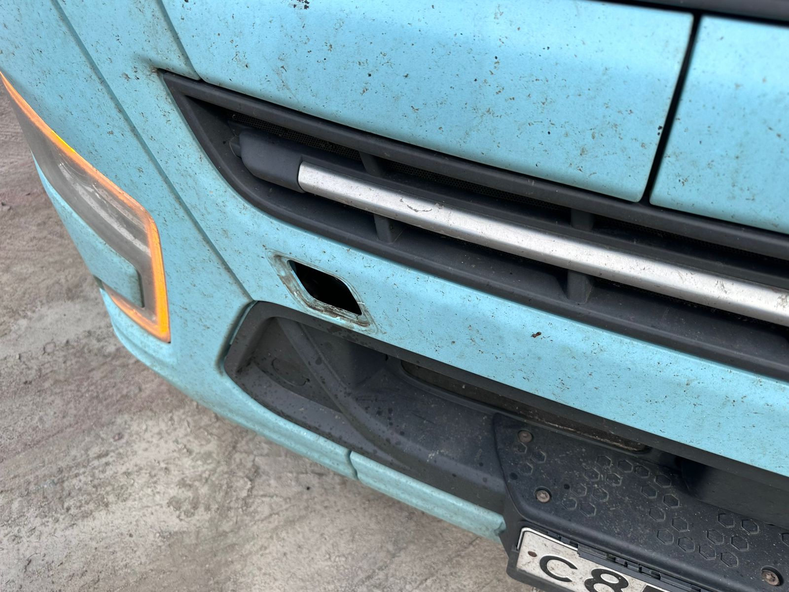 Shacman (Shaanxi) SX* 4x2 Седельный тягач 2023 г. - фото 11