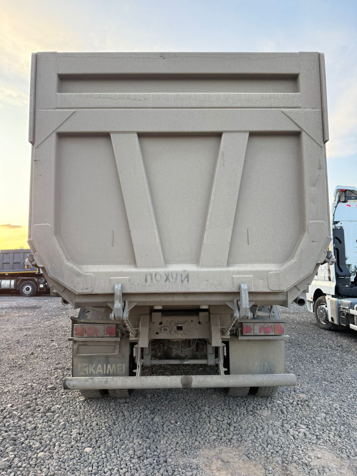 SITRAK C7H 8x4 Самосвал 2023 г. - фото 5