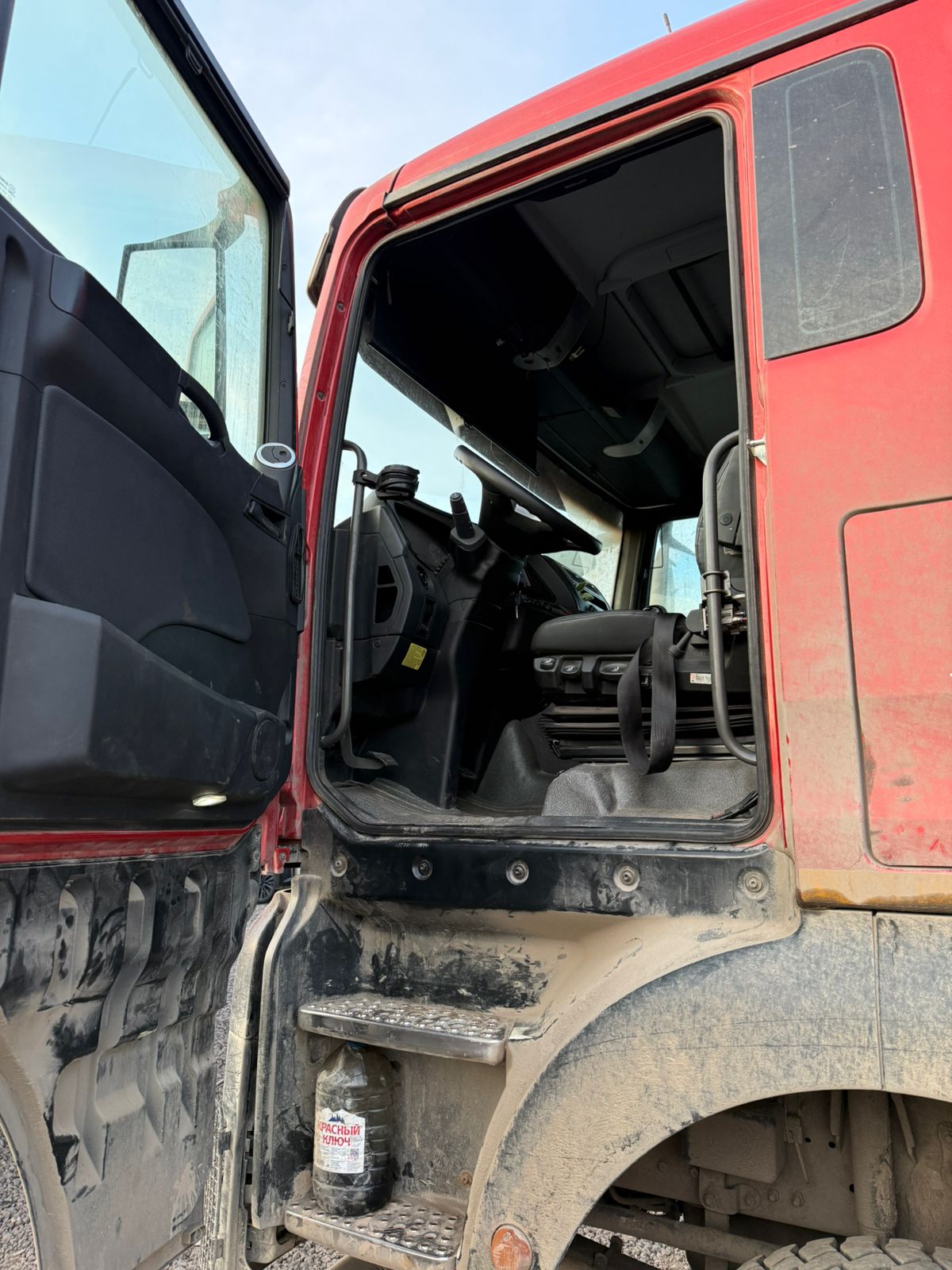 SITRAK C7H 8x4 Самосвал 2023 г. - фото 6