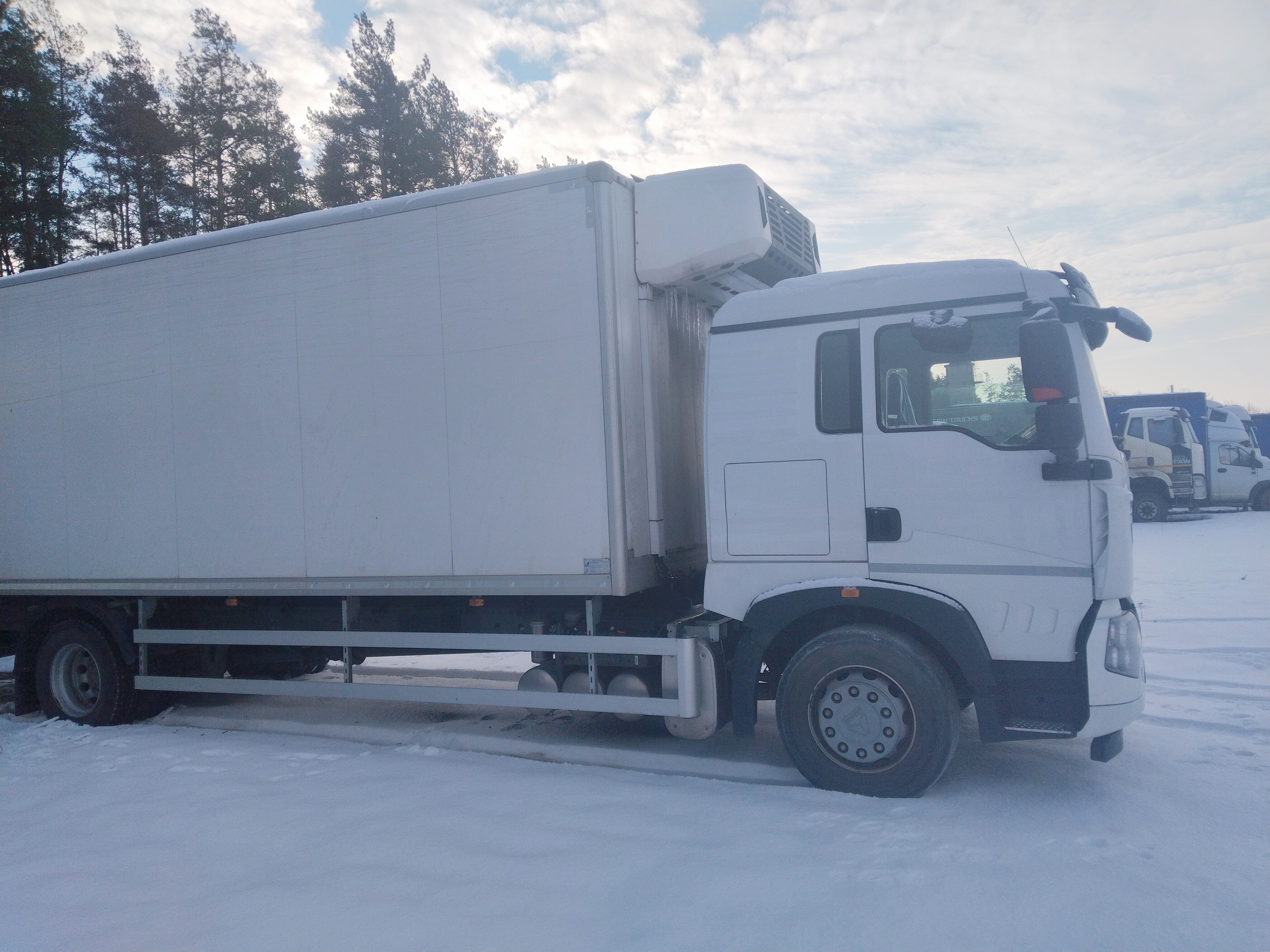 Howo T5G 4x2 Изотермический/рефрижератор 2024 г. - фото 4