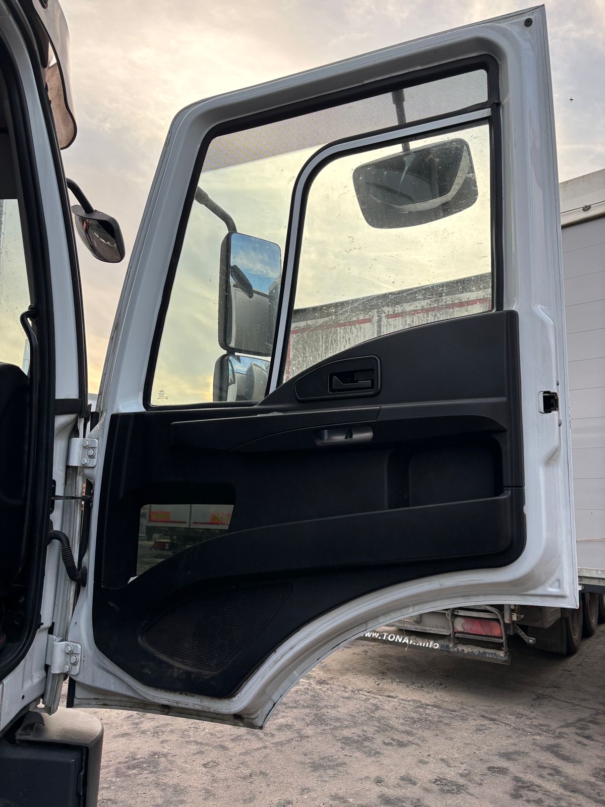 Ford Cargo 4x2 Седельный тягач 2018 г. - фото 9