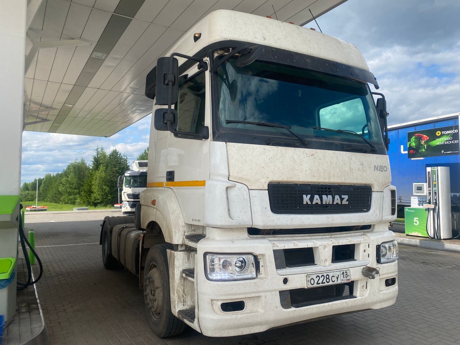 КамАЗ 5490 4x2 Седельный тягач 2020 г. - фото 2